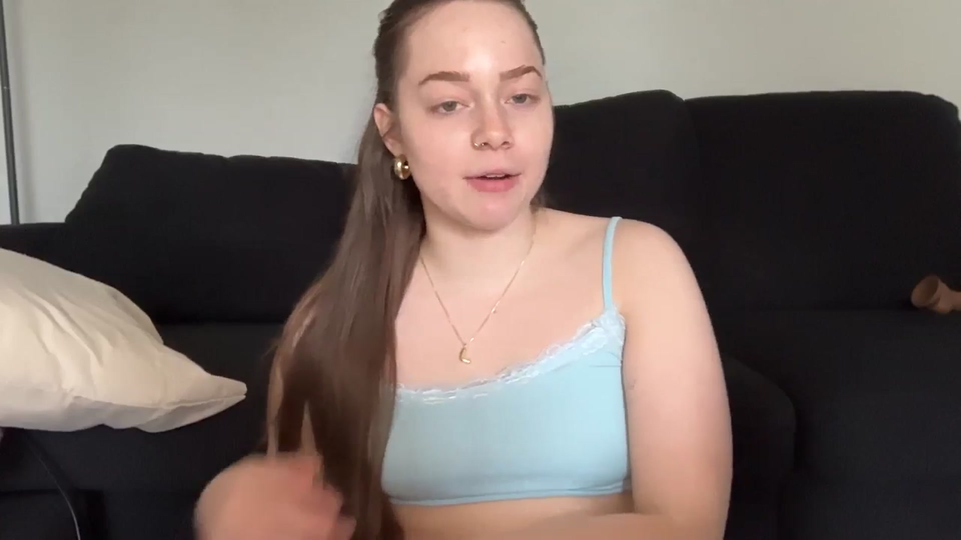 Gallery image thumbnail from Madisonfoxx69's myfreecams stream on, 05/05/2026, 19:30 image 13 of 20