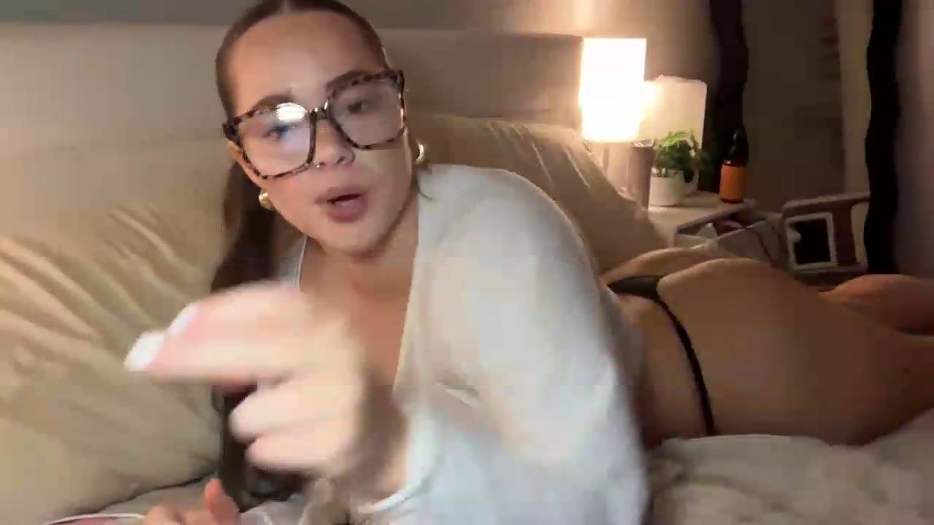 Gallery image thumbnail from Madisonfoxx69's myfreecams stream on, 06/11/2026, 02:21 image 13 of 20