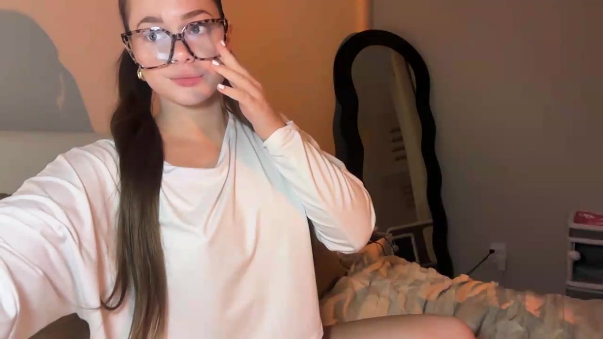 Gallery image thumbnail from Madisonfoxx69's myfreecams stream on, 06/11/2026, 03:08 image 2 of 20