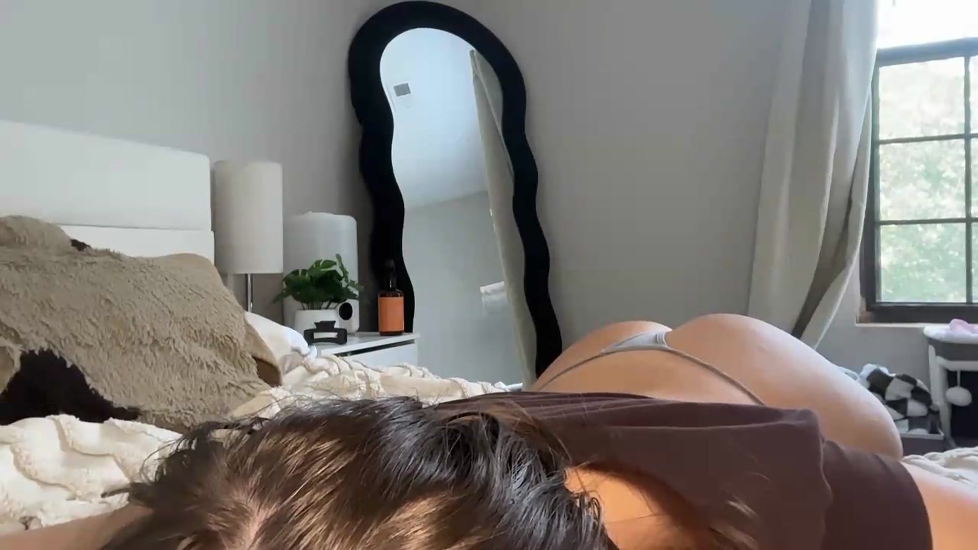Gallery image thumbnail from Madisonfoxx69's myfreecams stream on, 06/13/2026, 17:12 image 3 of 20