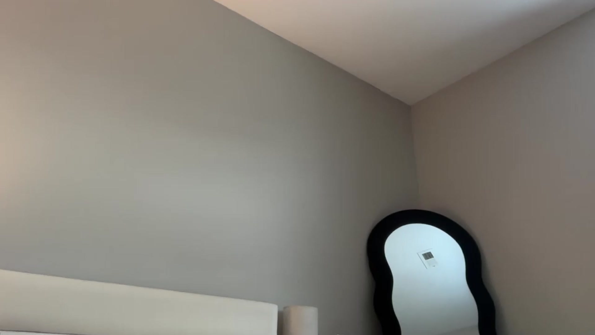 Gallery image thumbnail from Madisonfoxx69's myfreecams stream on, 06/14/2026, 24:15 image 18 of 20