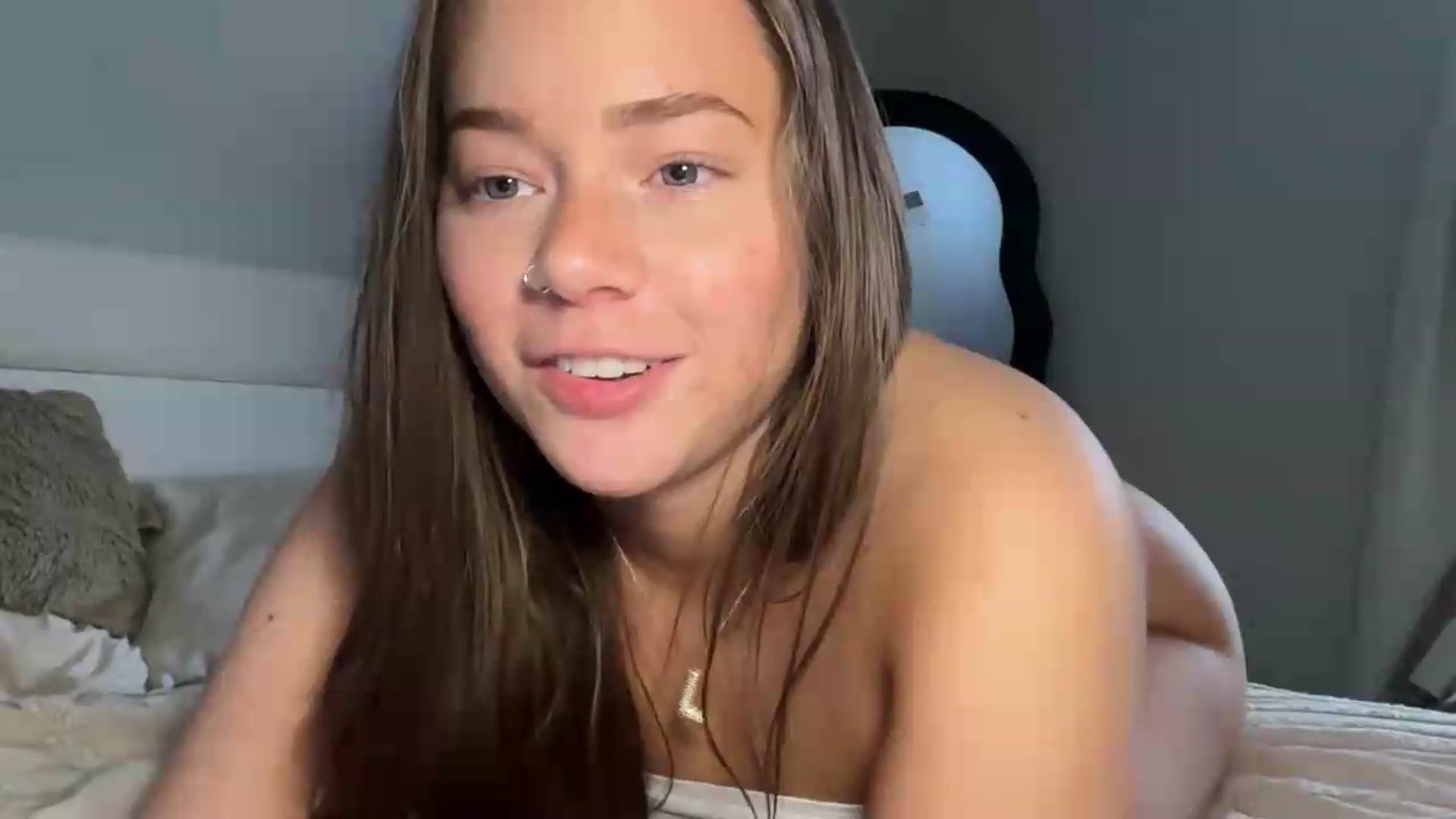 Gallery image thumbnail from Madisonfoxx69's myfreecams stream on, 06/14/2026, 24:15 image 6 of 20