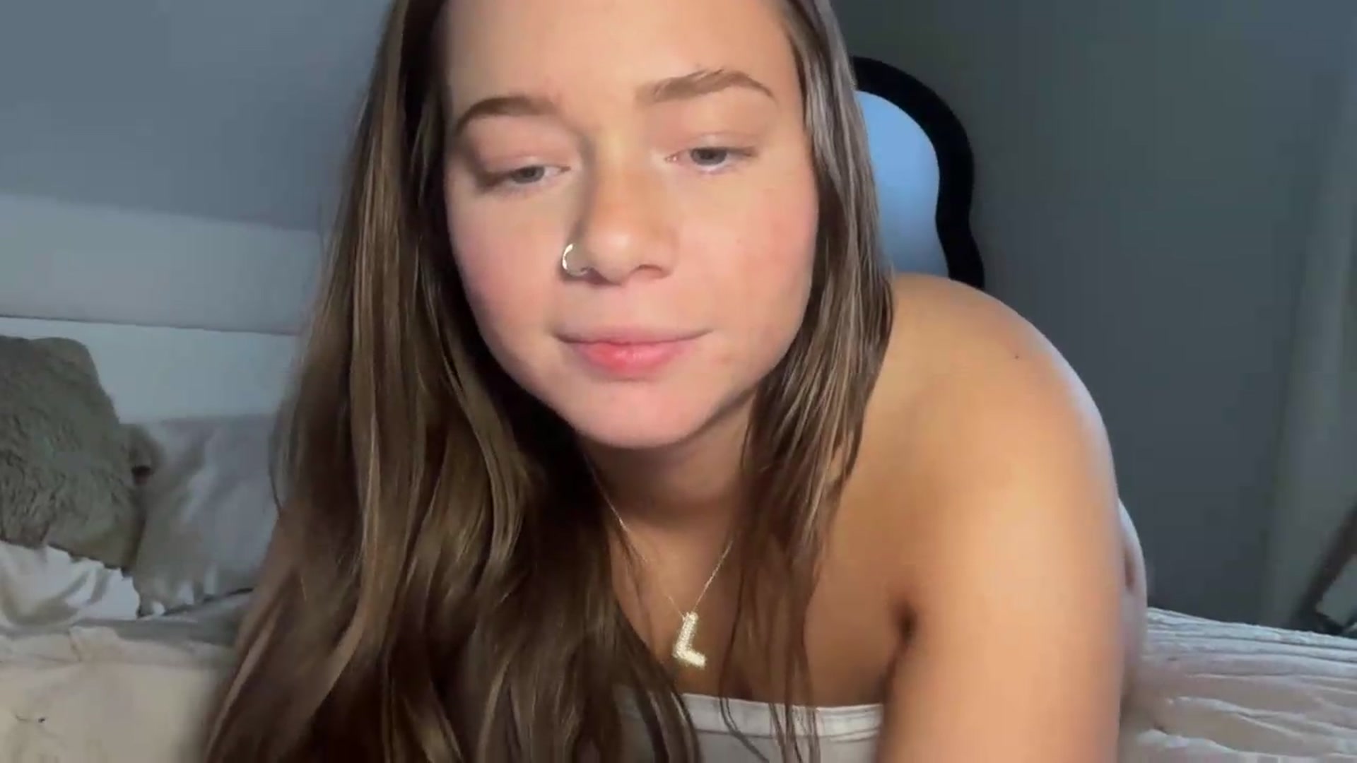 Gallery image thumbnail from Madisonfoxx69's myfreecams stream on, 06/14/2026, 24:15 image 8 of 20