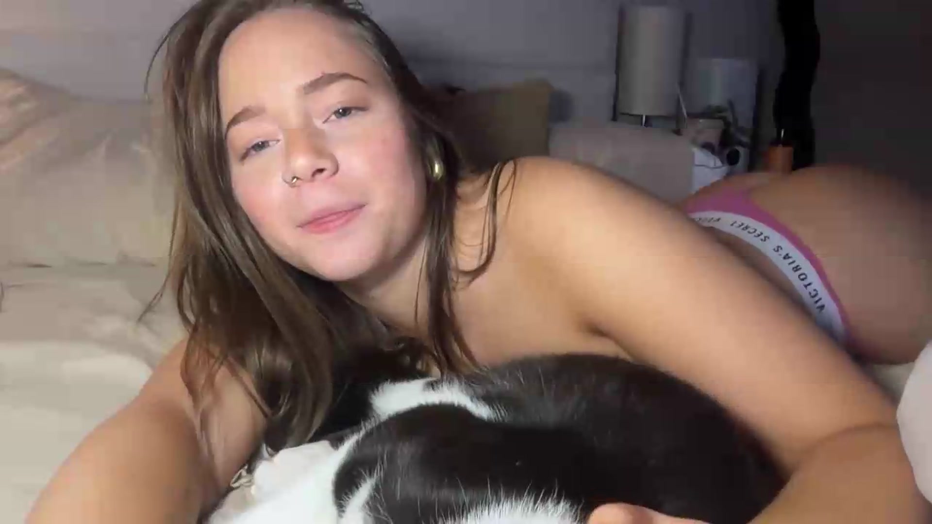 Gallery image thumbnail from Madisonfoxx69's myfreecams stream on, 06/14/2026, 01:20 image 16 of 20