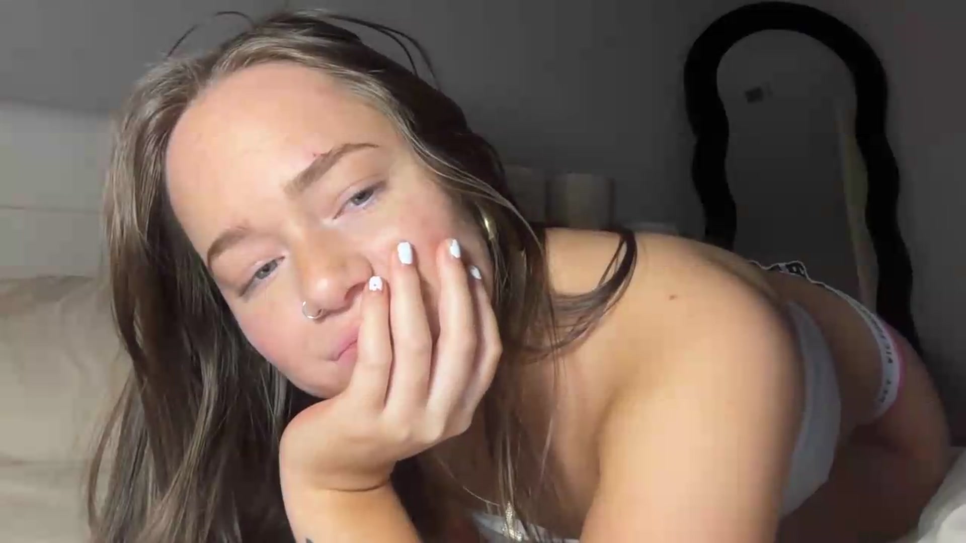 Gallery image thumbnail from Madisonfoxx69's myfreecams stream on, 06/14/2026, 01:20 image 12 of 20
