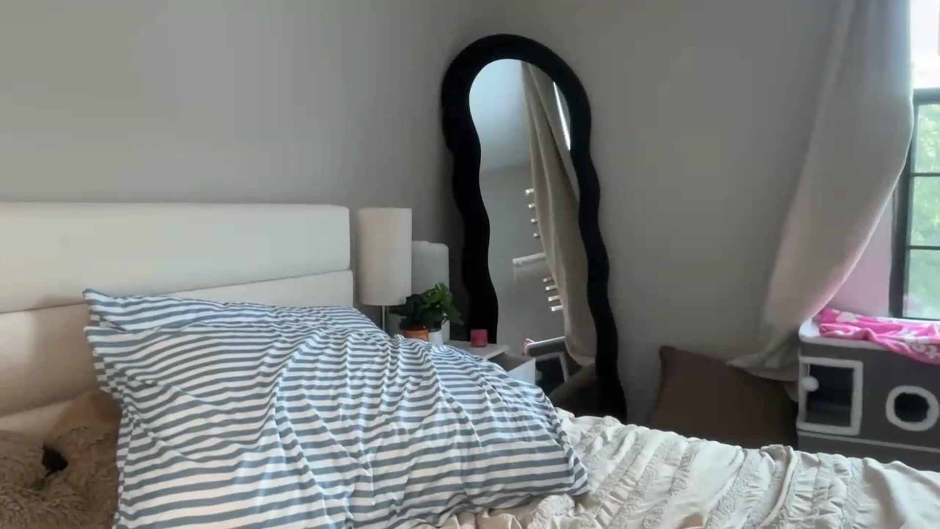 Gallery image thumbnail from Madisonfoxx69's myfreecams stream on, 06/26/2026, 18:38 image 20 of 20