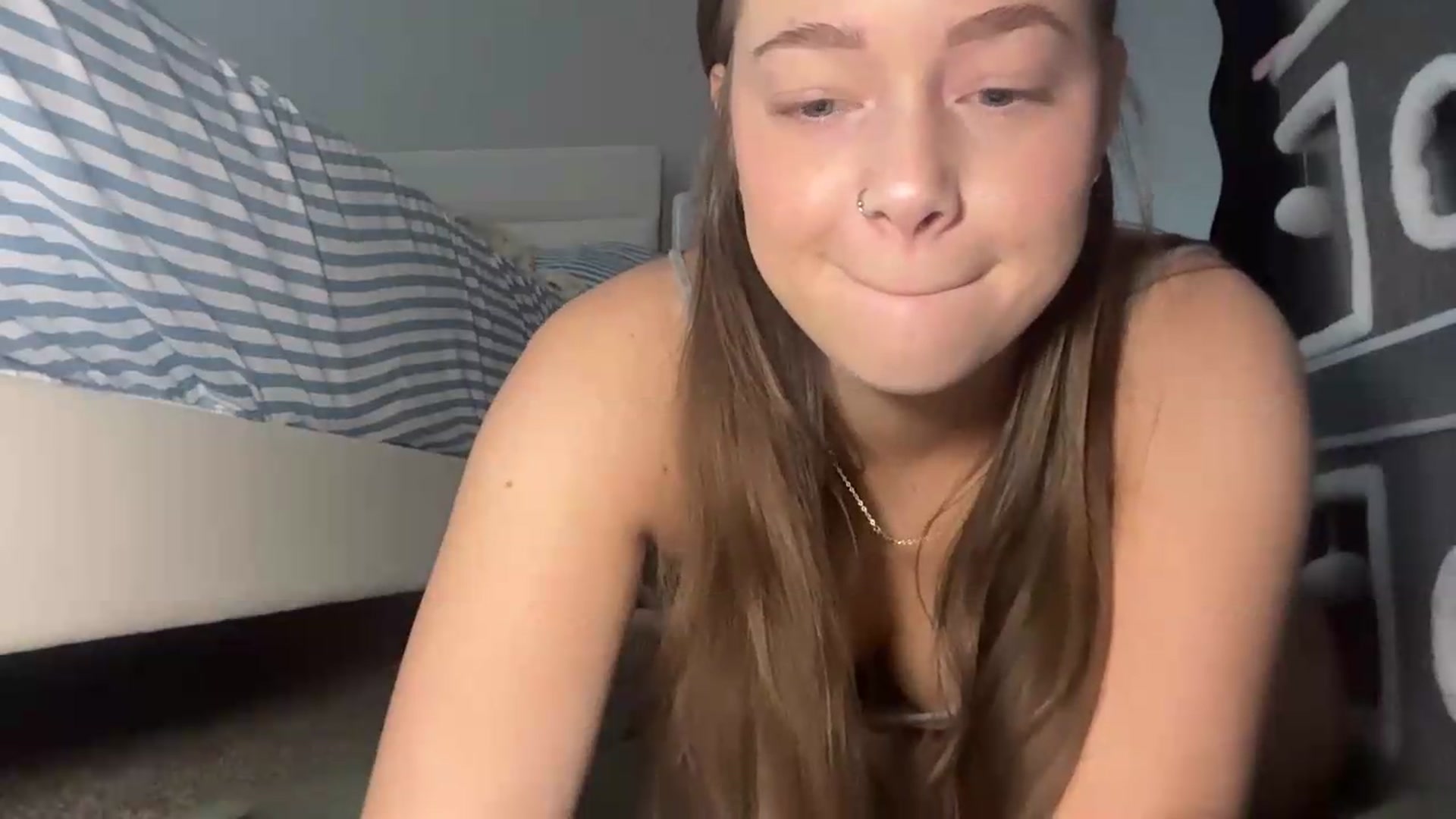 Gallery image thumbnail from Madisonfoxx69's myfreecams stream on, 08/15/2026, 18:35 image 7 of 20