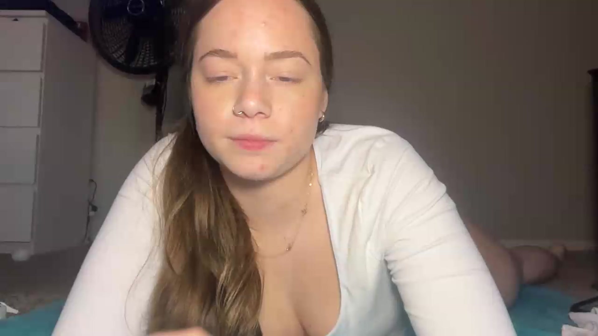Gallery image thumbnail from Madisonfoxx69's myfreecams stream on, 08/20/2026, 24:22 image 18 of 20
