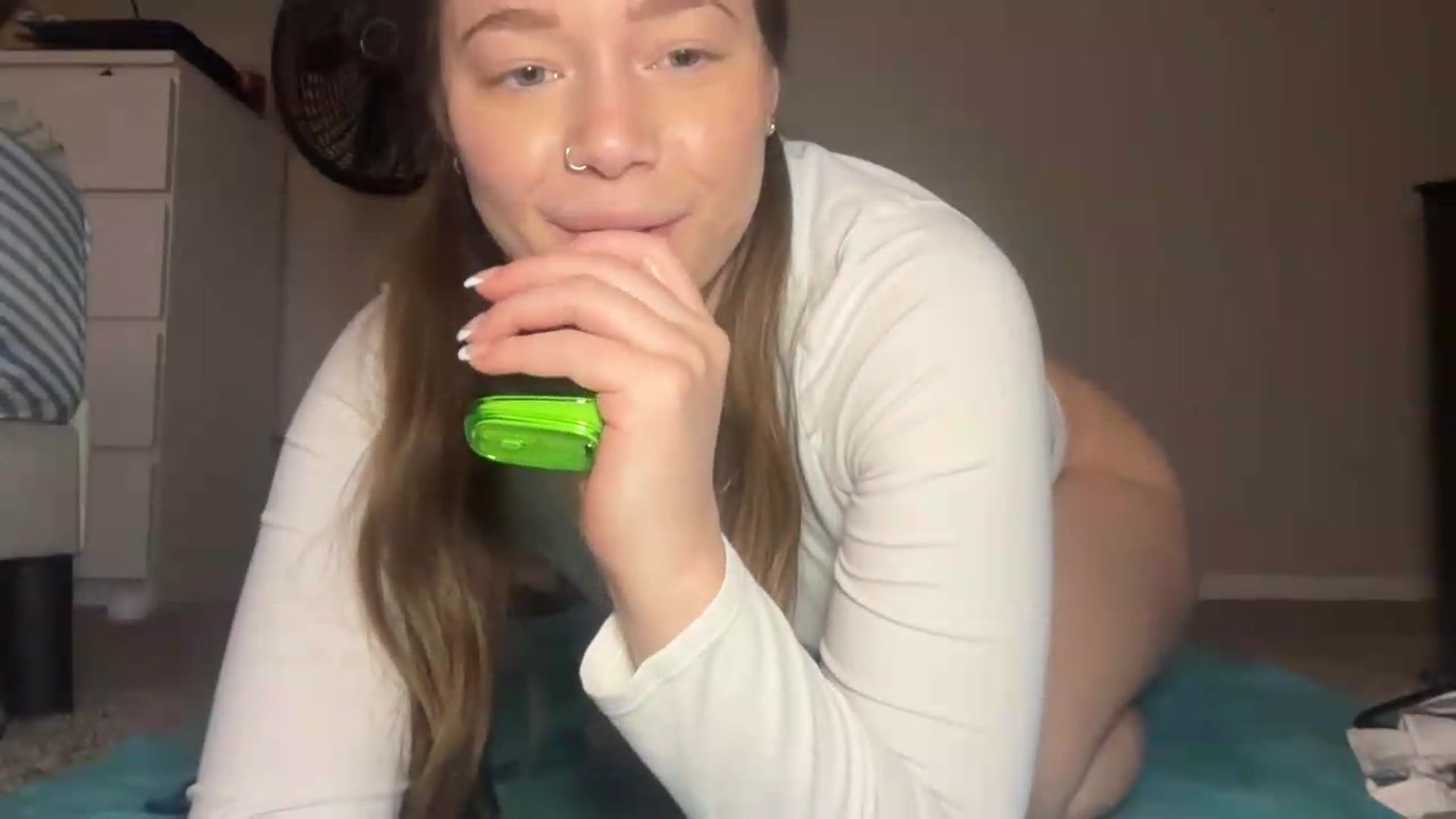 Gallery image thumbnail from Madisonfoxx69's myfreecams stream on, 08/20/2026, 24:22 image 13 of 20