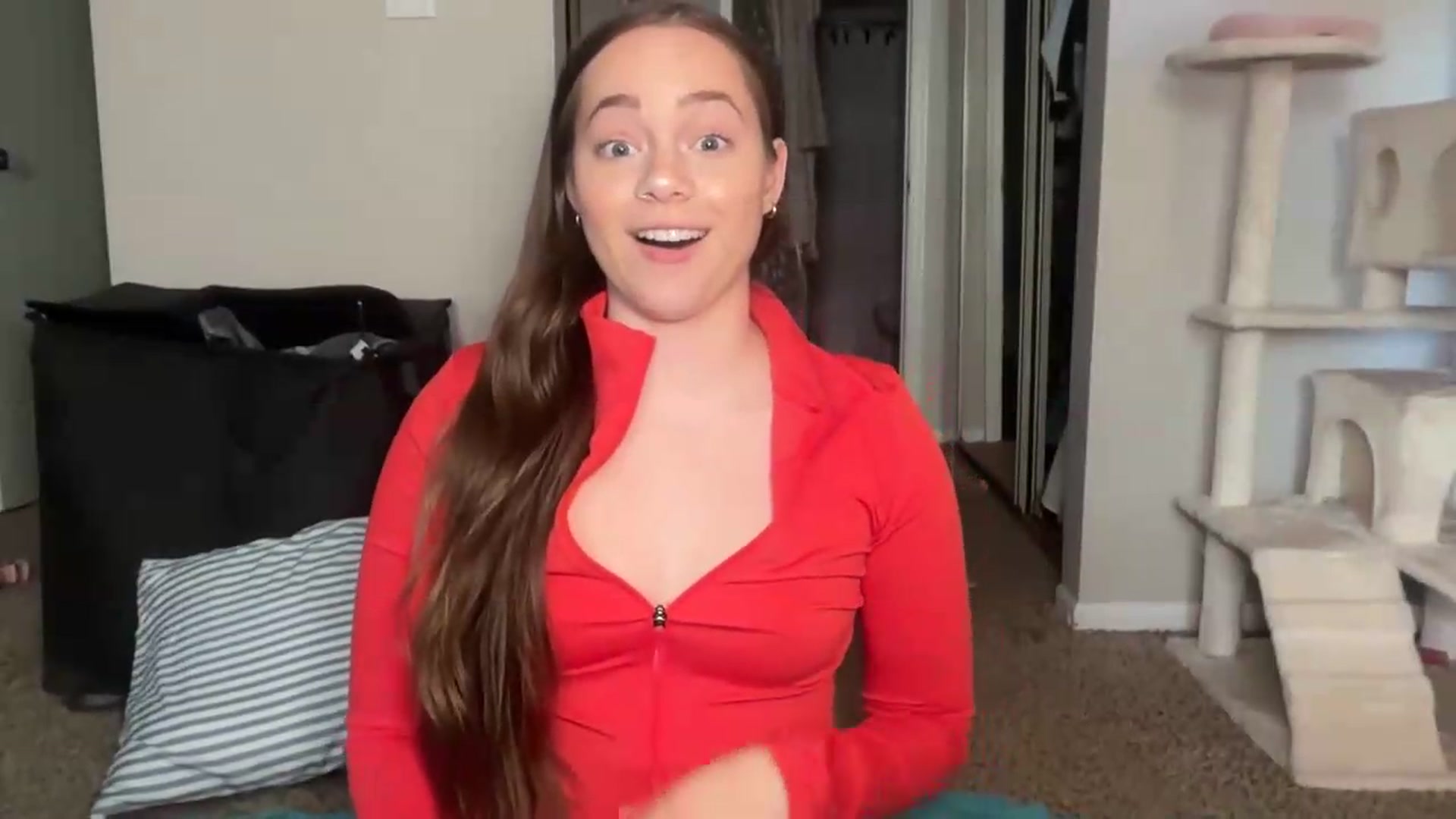 Gallery image thumbnail from Madisonfoxx69's myfreecams stream on, 08/28/2026, 23:13 image 7 of 20