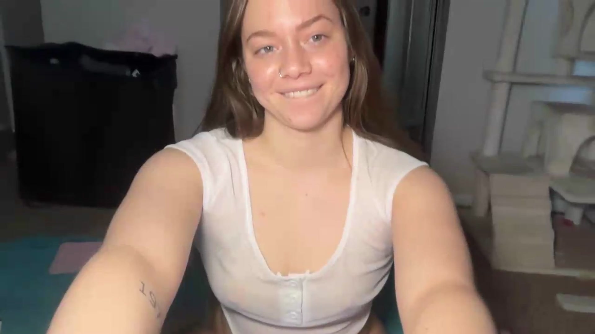 Gallery image thumbnail from Madisonfoxx69's myfreecams stream on, 08/30/2026, 24:02 image 13 of 20