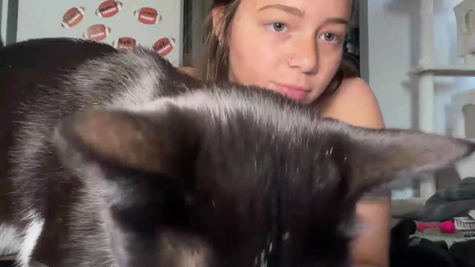 Gallery image thumbnail from Madisonfoxx69's myfreecams stream on, 09/04/2026, 23:08 image 20 of 20