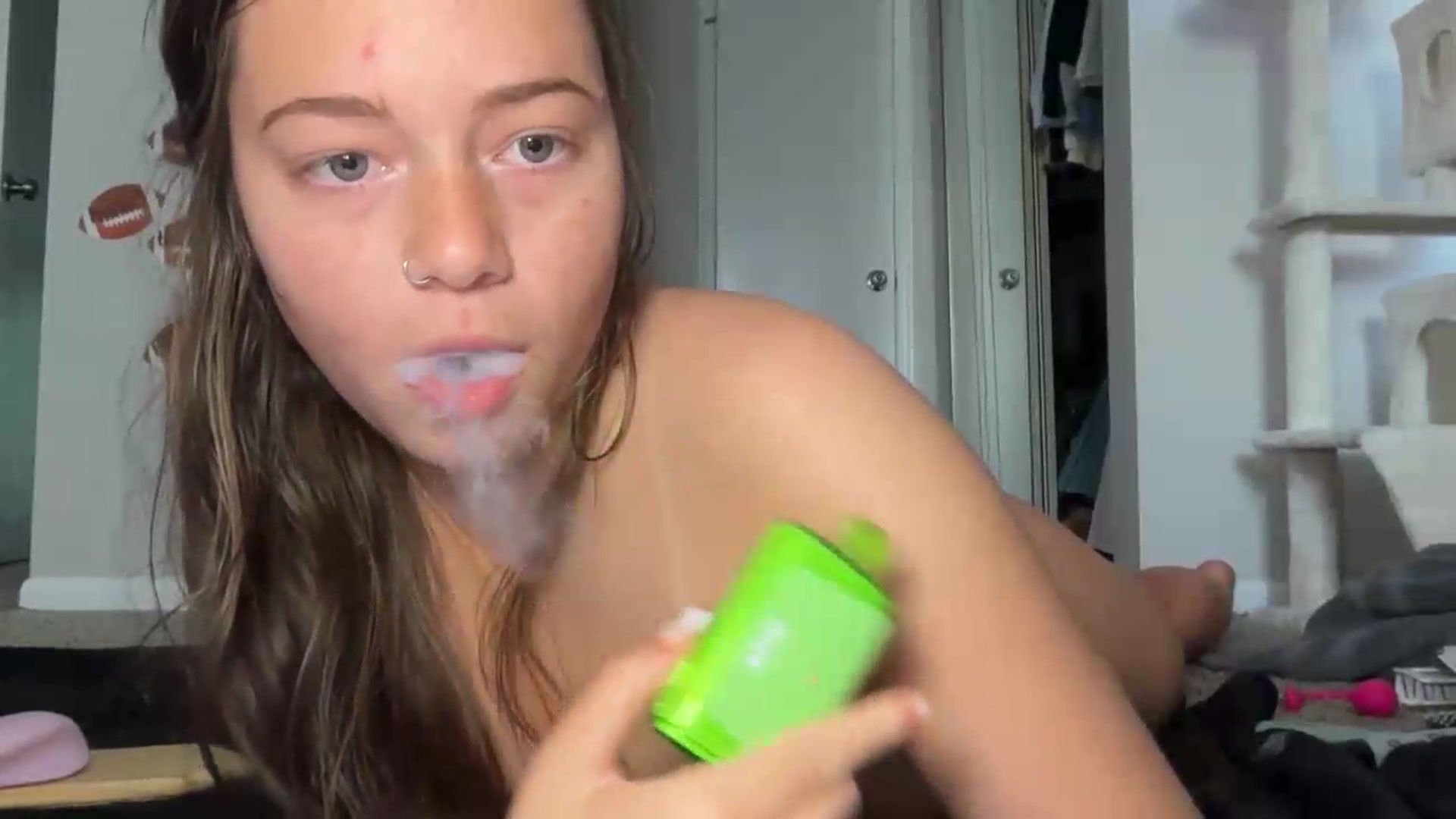 Gallery image thumbnail from Madisonfoxx69's myfreecams stream on, 09/04/2026, 23:08 image 18 of 20