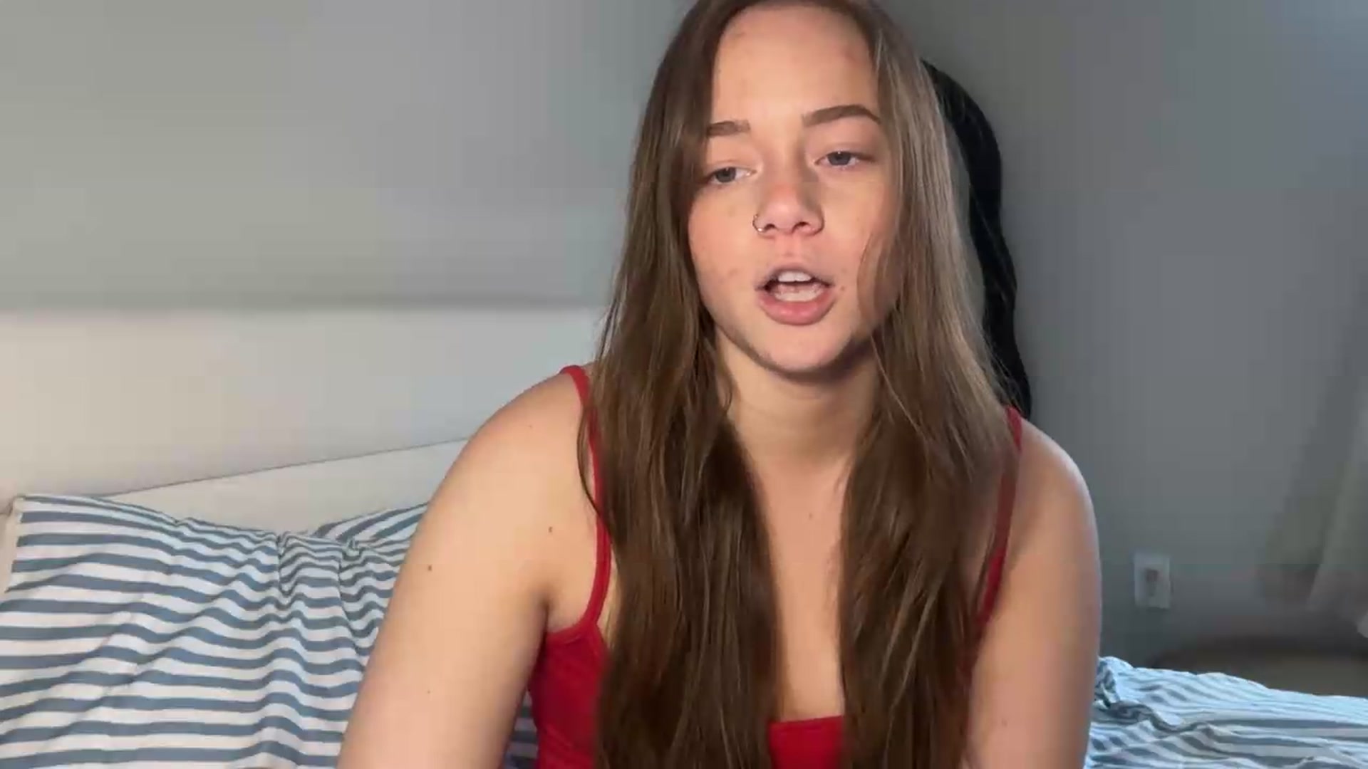 Gallery image thumbnail from Madisonfoxx69's myfreecams stream on, 09/08/2026, 21:45 image 18 of 20