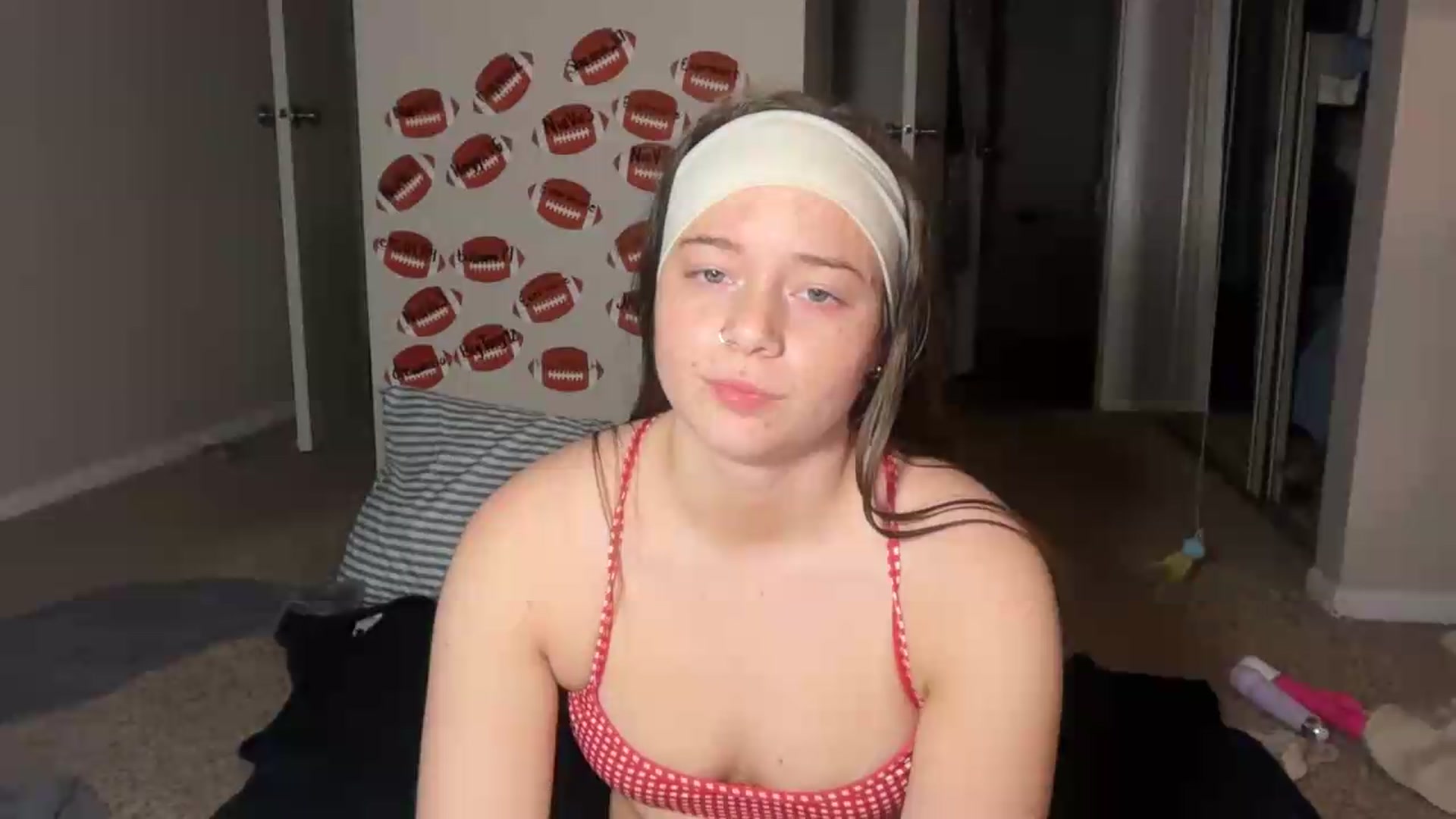 Gallery image thumbnail from Madisonfoxx69's myfreecams stream on, 09/13/2026, 03:32 image 19 of 20