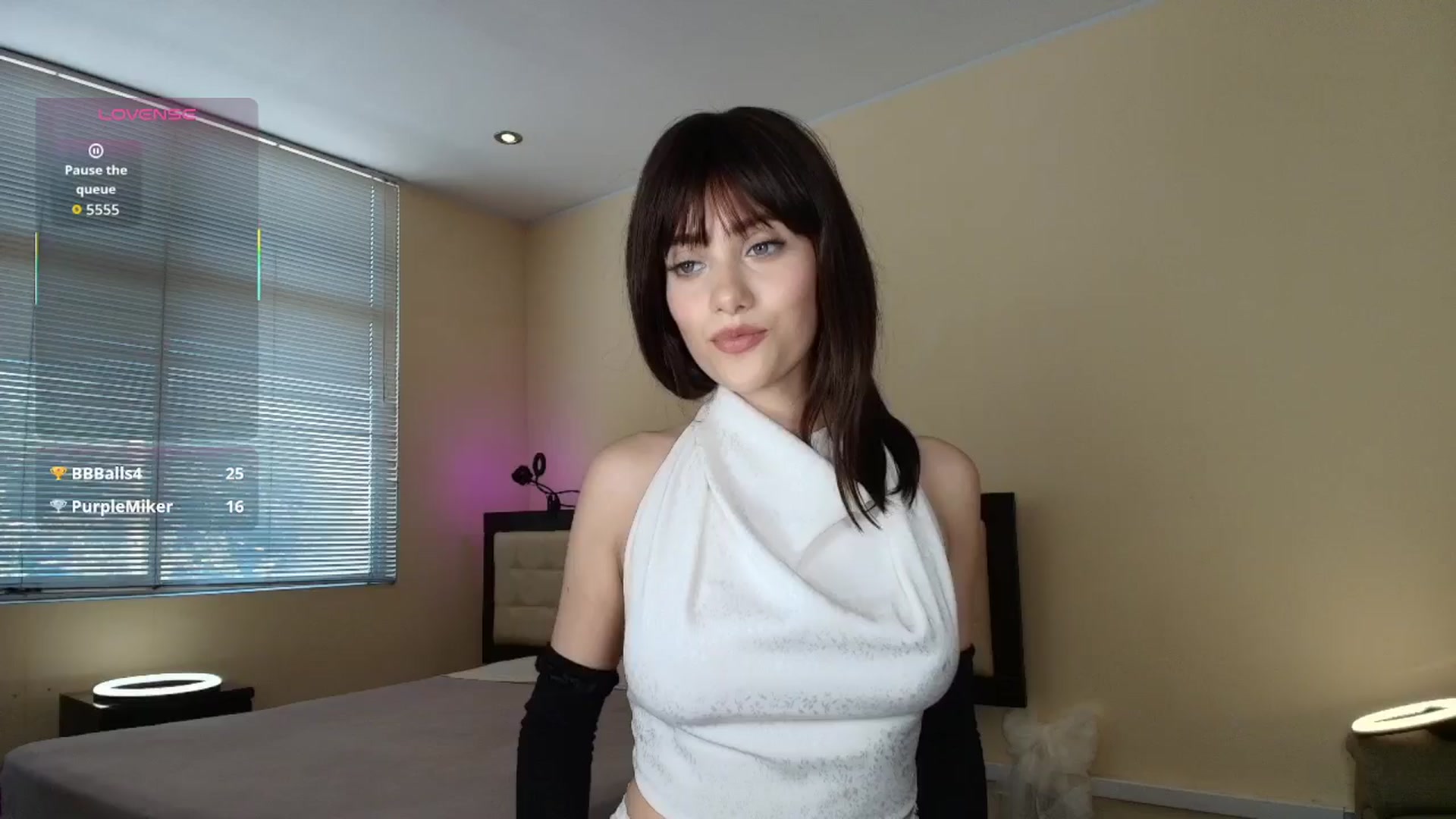 Gallery image thumbnail from Madisonsroom's myfreecams stream on, 03/30/2026, 18:41 image 1 of 20