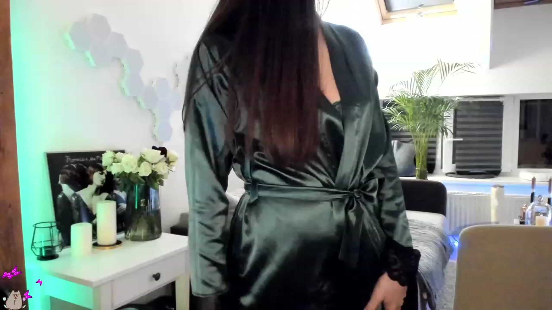 Gallery image thumbnail from Mads___'s myfreecams stream on, 08/04/2023, 24:43 image 4 of 20