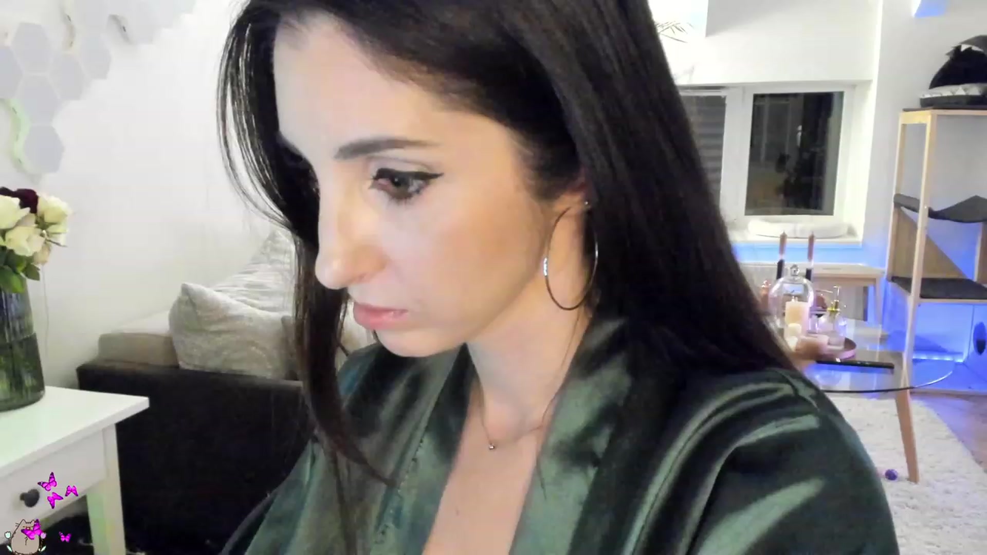 Gallery image thumbnail from Mads___'s myfreecams stream on, 08/04/2023, 01:18 image 2 of 20