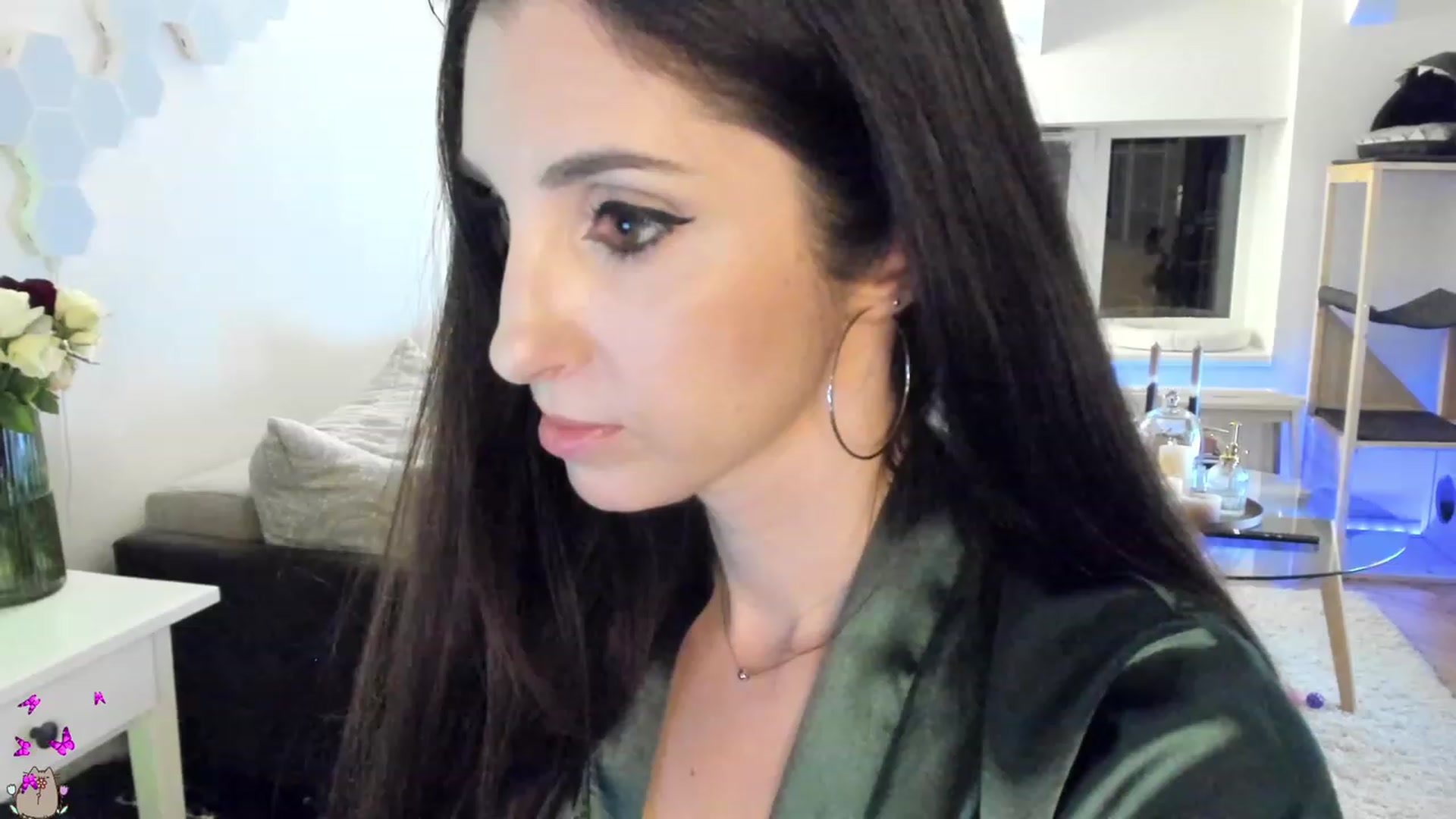 Gallery image thumbnail from Mads___'s myfreecams stream on, 08/04/2023, 01:18 image 3 of 20