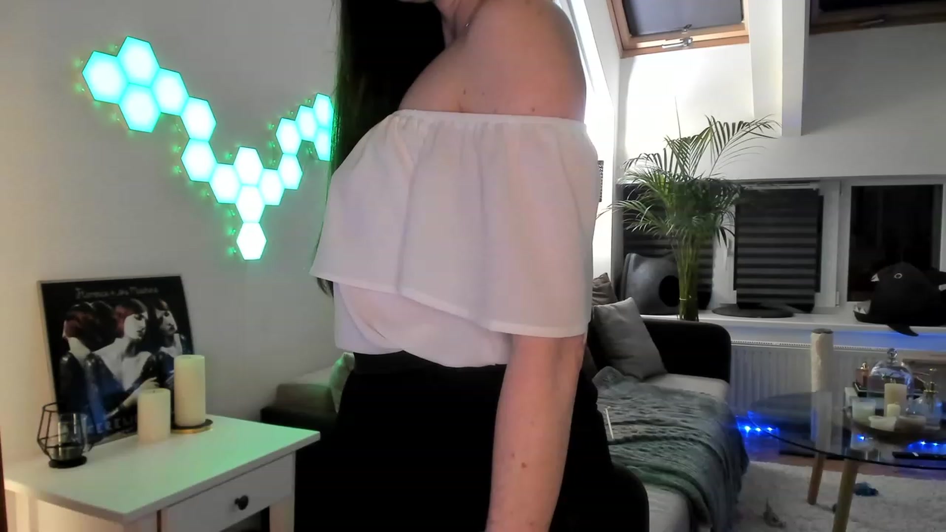 Gallery image thumbnail from Mads___'s myfreecams stream on, 08/06/2023, 02:03 image 16 of 20