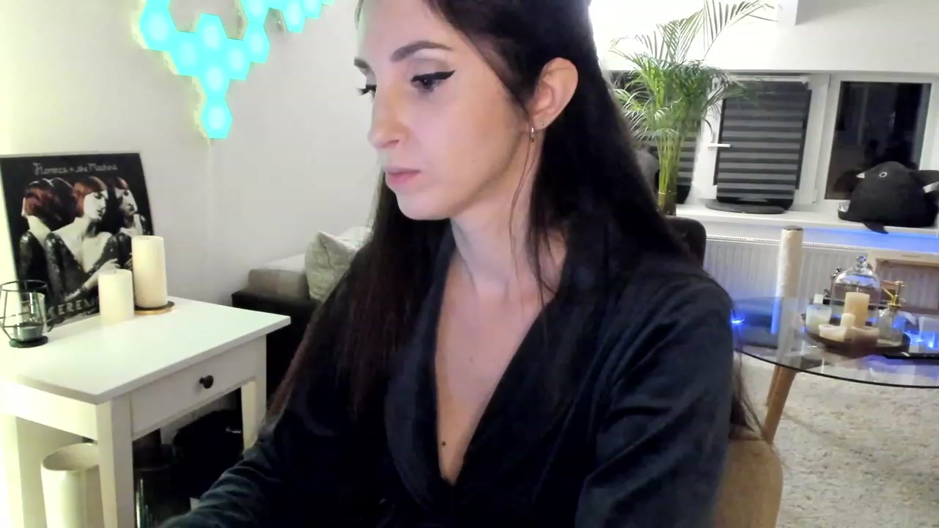 Gallery image thumbnail from Mads___'s myfreecams stream on, 08/10/2023, 01:22 image 1 of 20