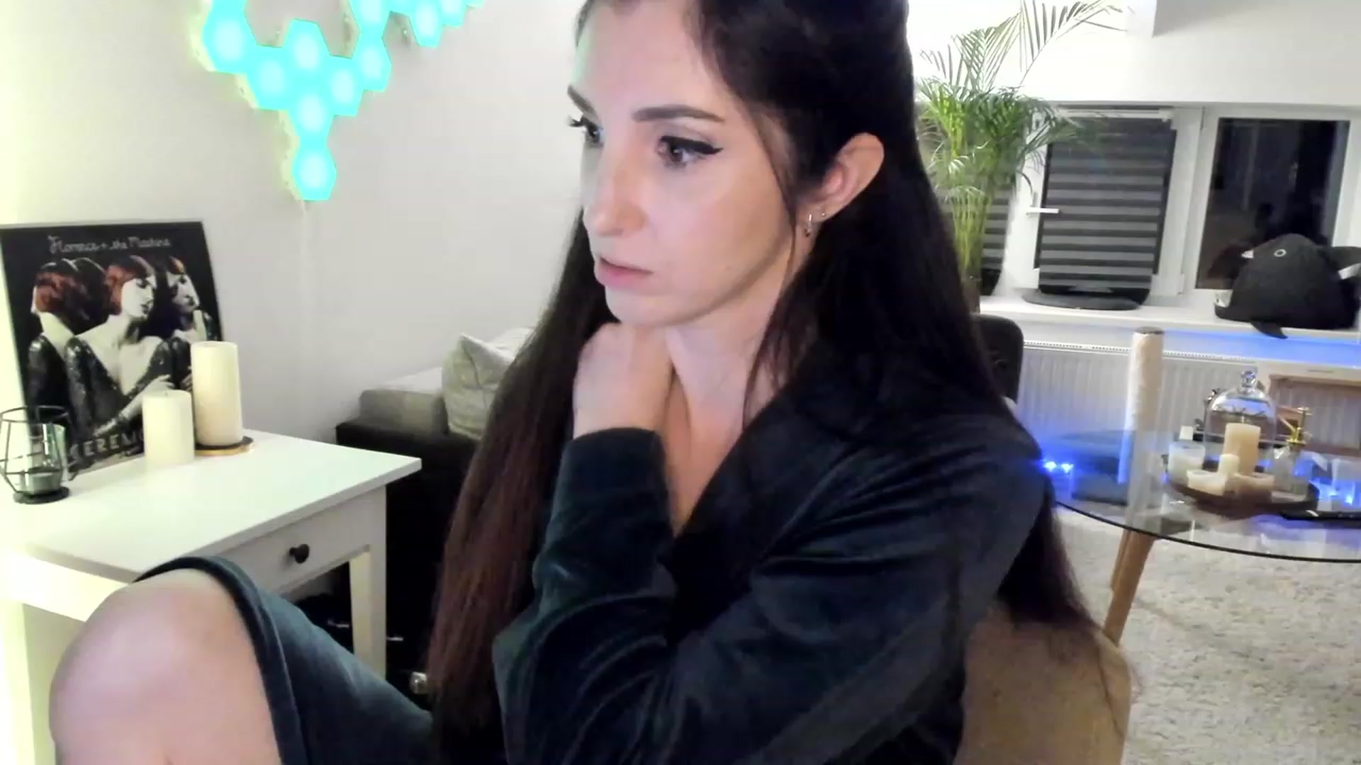 Gallery image thumbnail from Mads___'s myfreecams stream on, 08/10/2023, 01:22 image 11 of 20