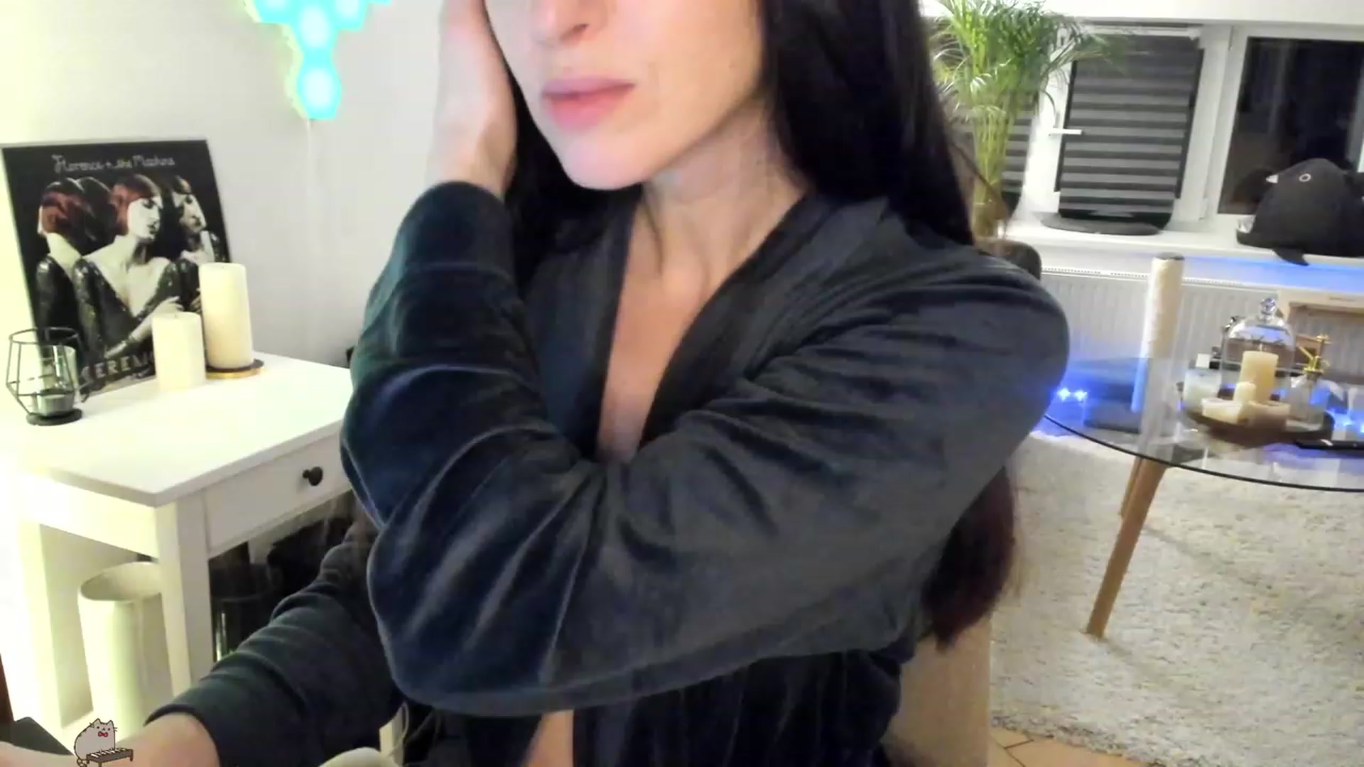 Gallery image thumbnail from Mads___'s myfreecams stream on, 08/10/2023, 02:27 image 17 of 20