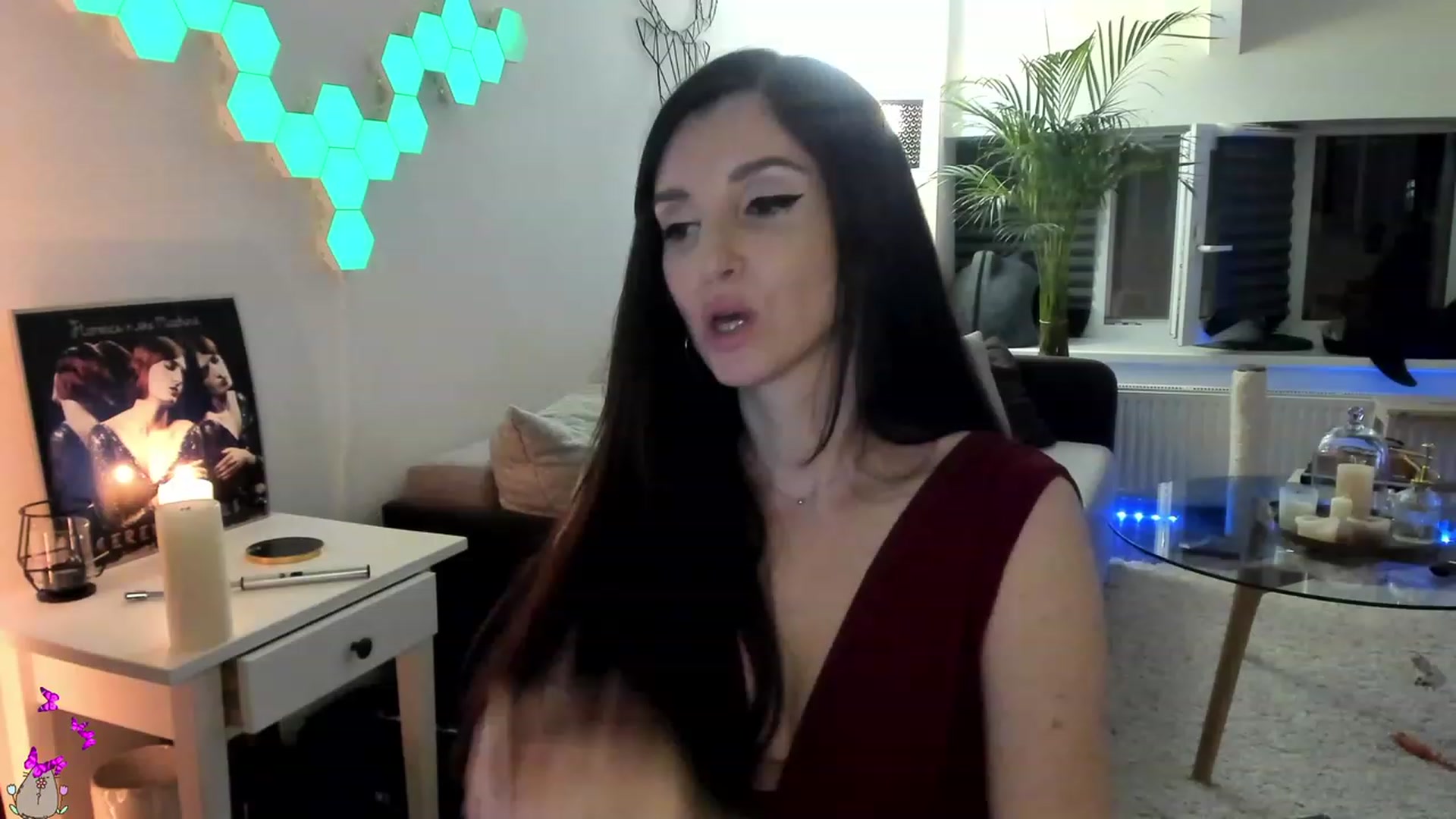 Gallery image thumbnail from Mads___'s myfreecams stream on, 08/12/2023, 24:25 image 16 of 20