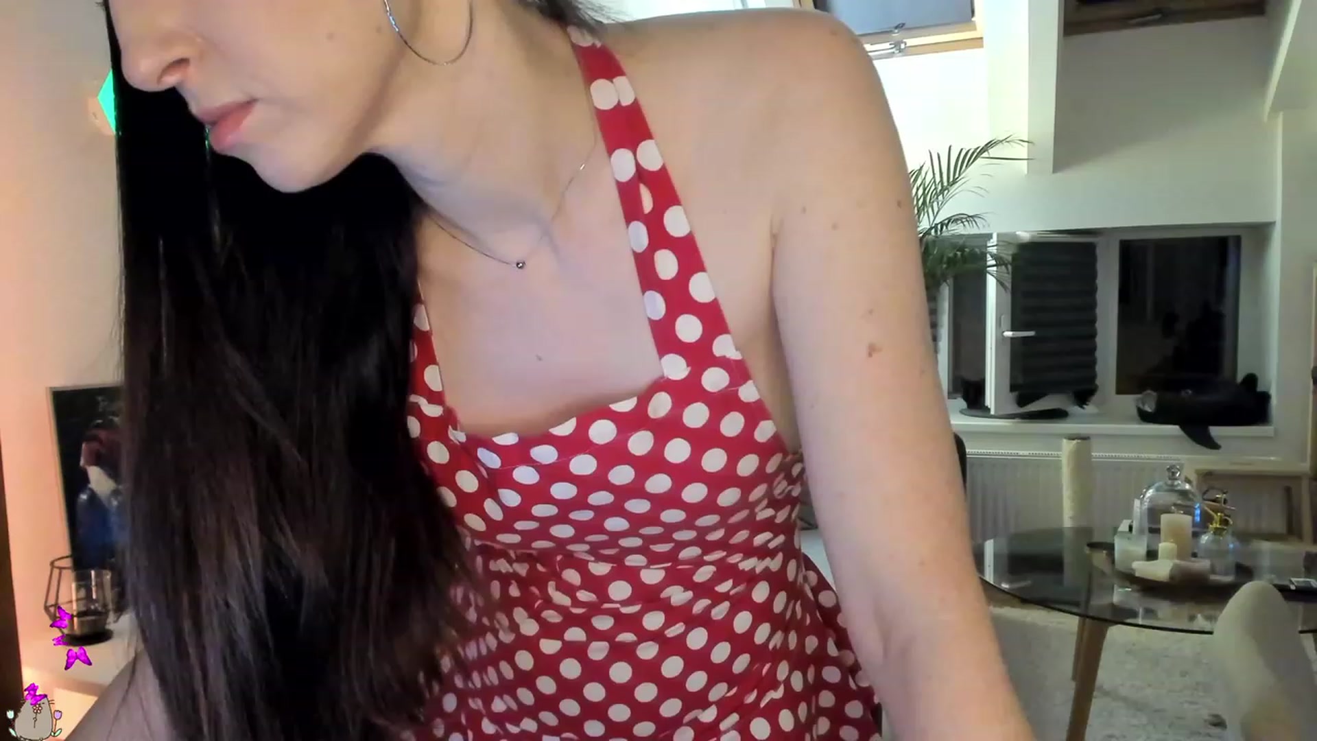 Gallery image thumbnail from Mads___'s myfreecams stream on, 08/12/2023, 23:22 image 16 of 20