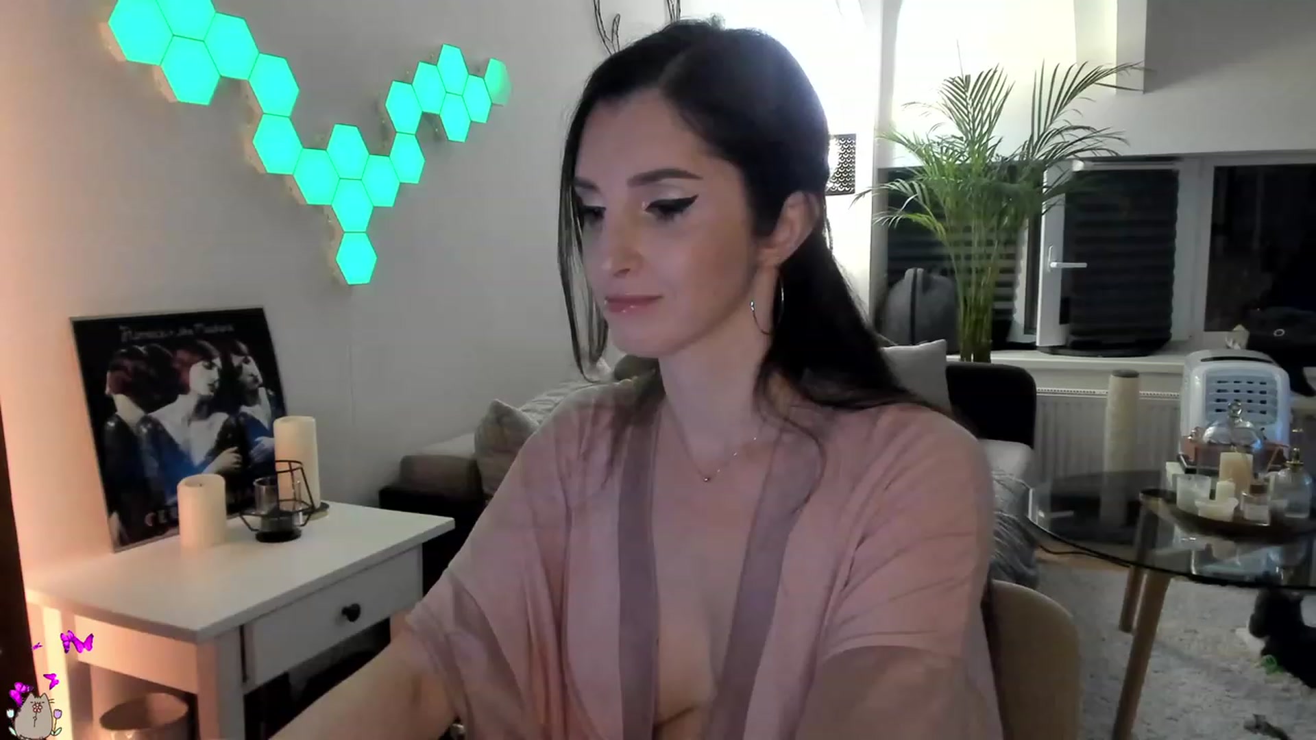 Gallery image thumbnail from Mads___'s myfreecams stream on, 08/16/2023, 21:27 image 6 of 20