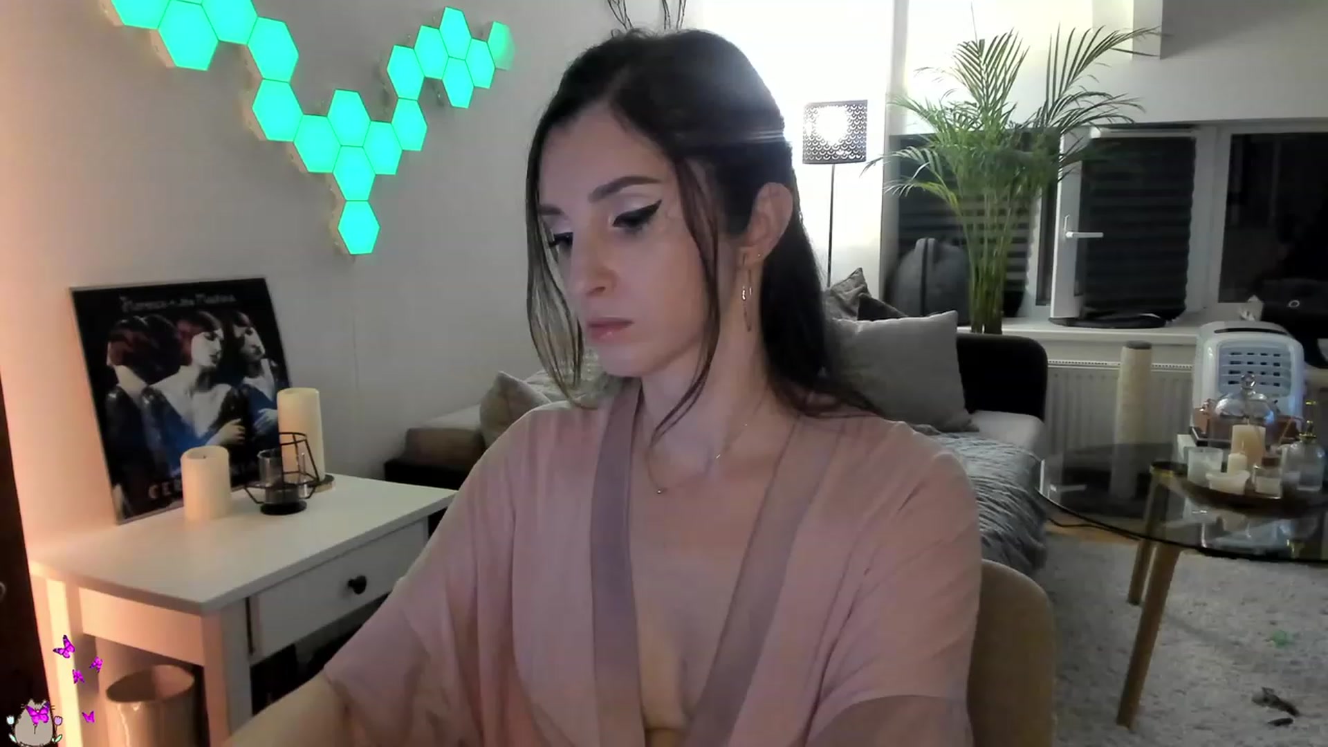 Gallery image thumbnail from Mads___'s myfreecams stream on, 08/16/2023, 21:27 image 17 of 20