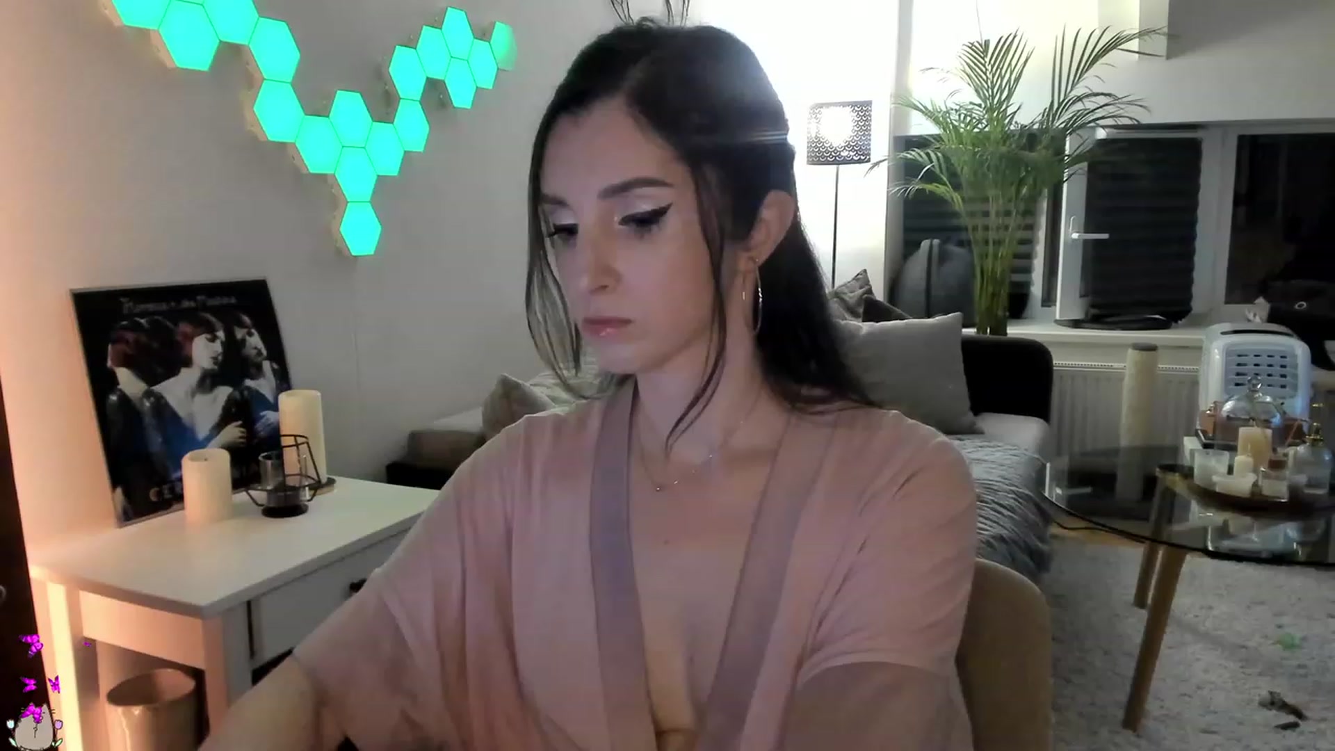 Gallery image thumbnail from Mads___'s myfreecams stream on, 08/16/2023, 21:27 image 16 of 20