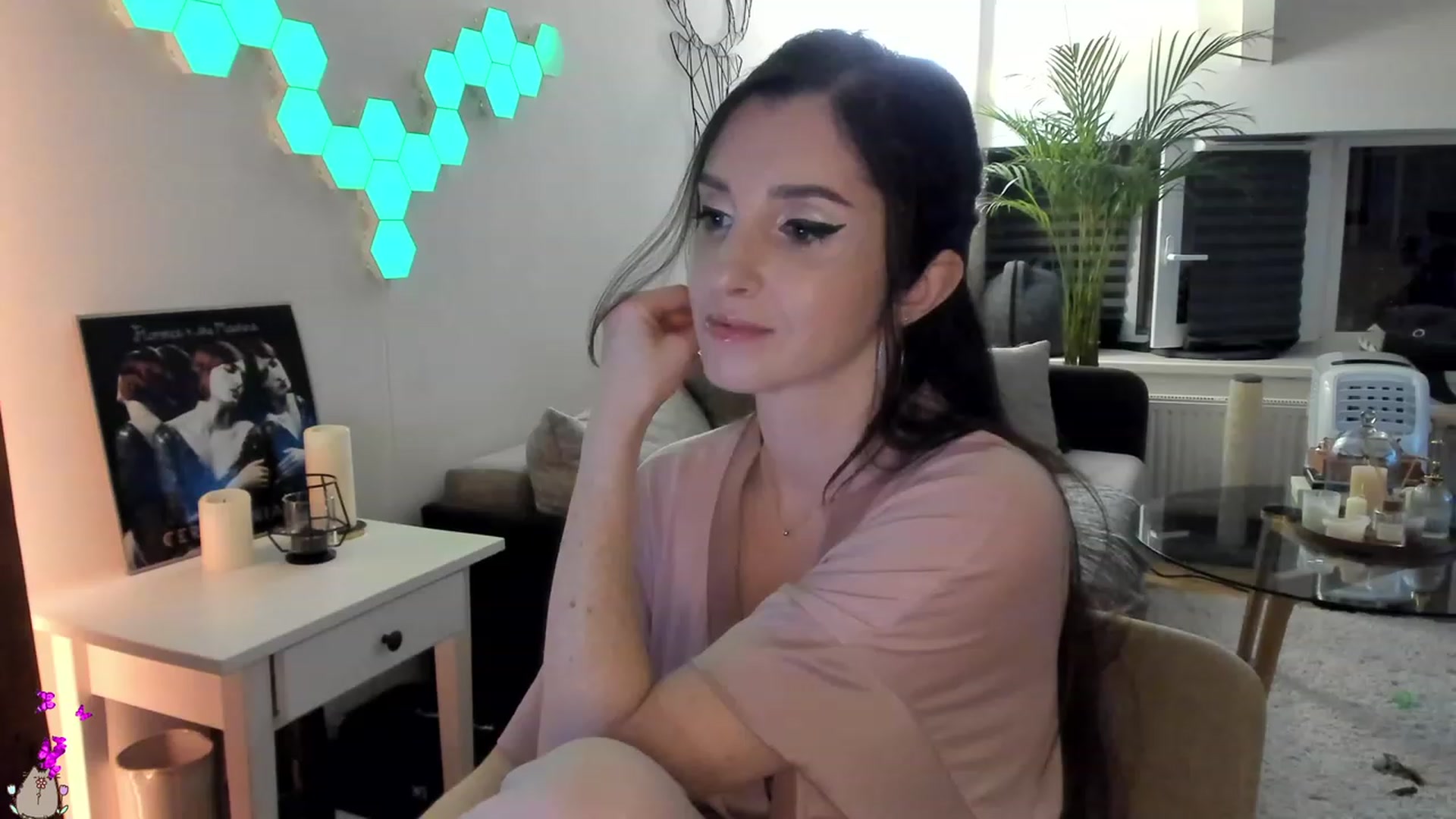 Gallery image thumbnail from Mads___'s myfreecams stream on, 08/16/2023, 21:27 image 12 of 20