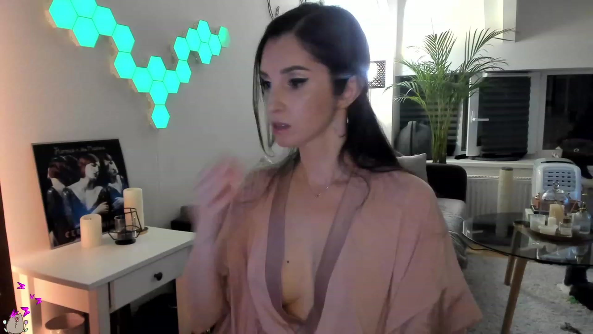 Gallery image thumbnail from Mads___'s myfreecams stream on, 08/16/2023, 21:27 image 4 of 20