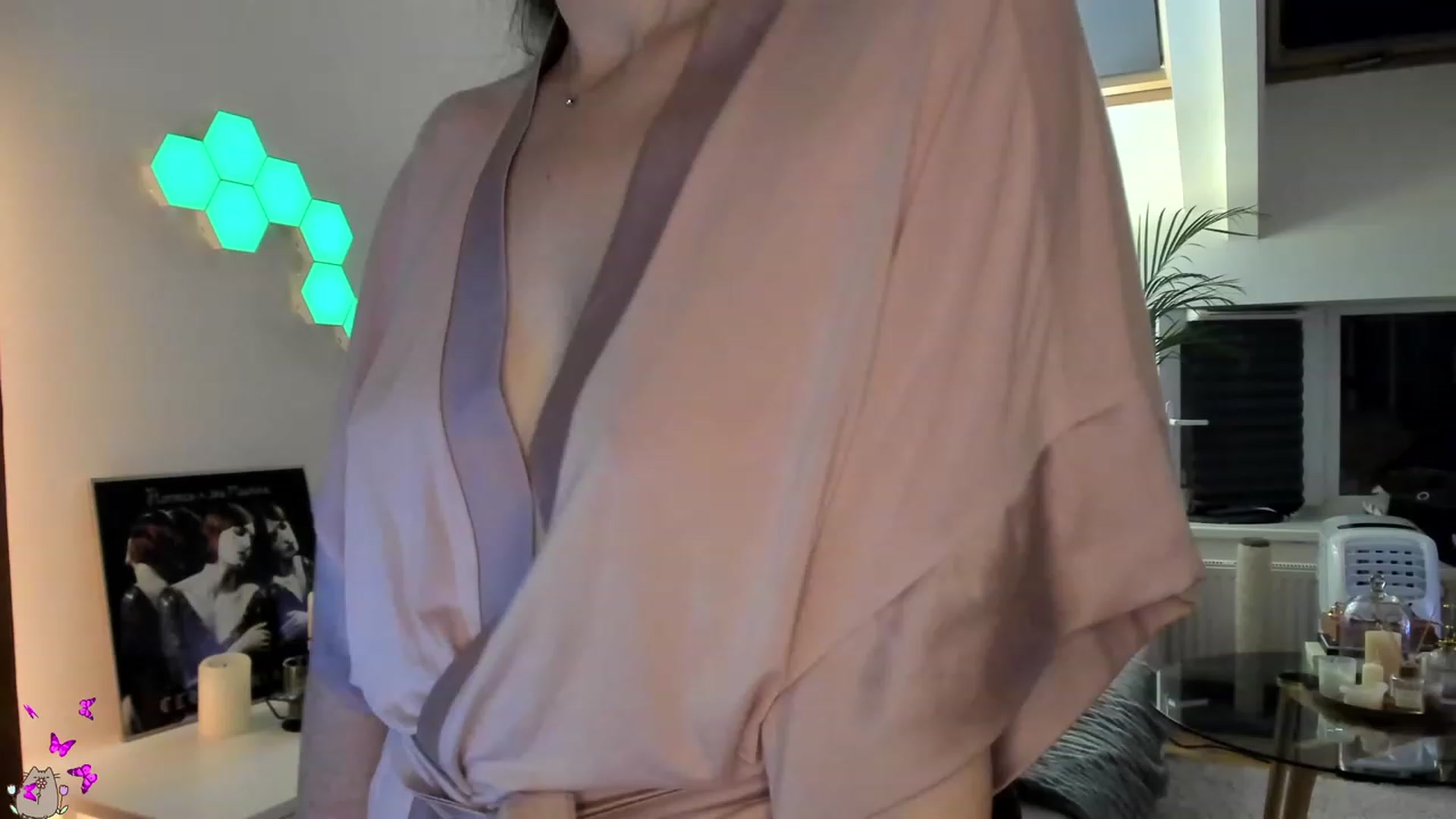 Gallery image thumbnail from Mads___'s myfreecams stream on, 08/16/2023, 22:07 image 15 of 20