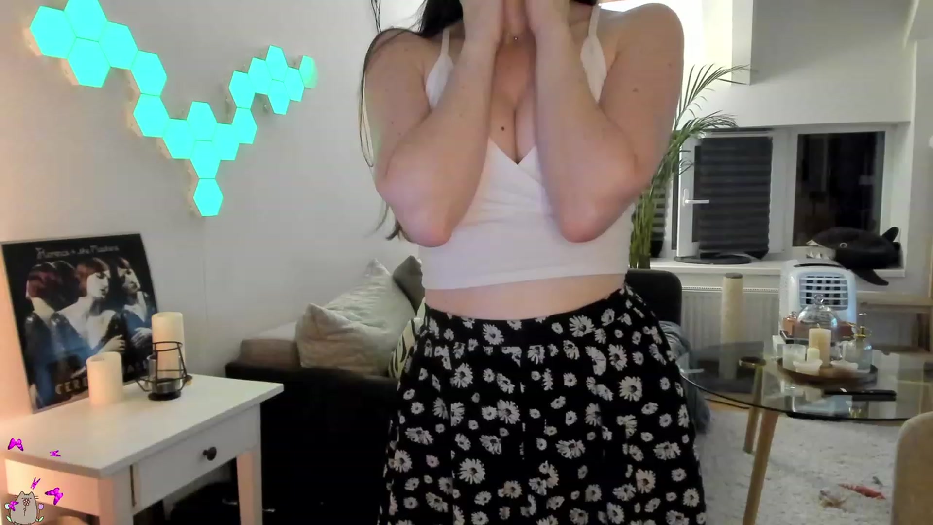 Gallery image thumbnail from Mads___'s myfreecams stream on, 08/19/2023, 19:40 image 16 of 20