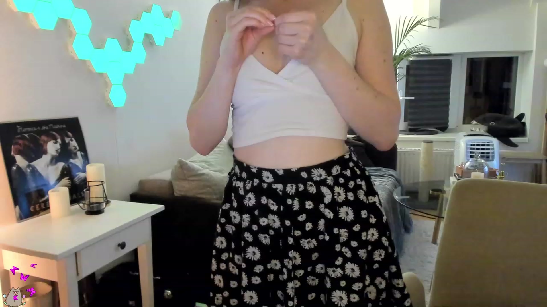 Gallery image thumbnail from Mads___'s myfreecams stream on, 08/19/2023, 19:40 image 10 of 20