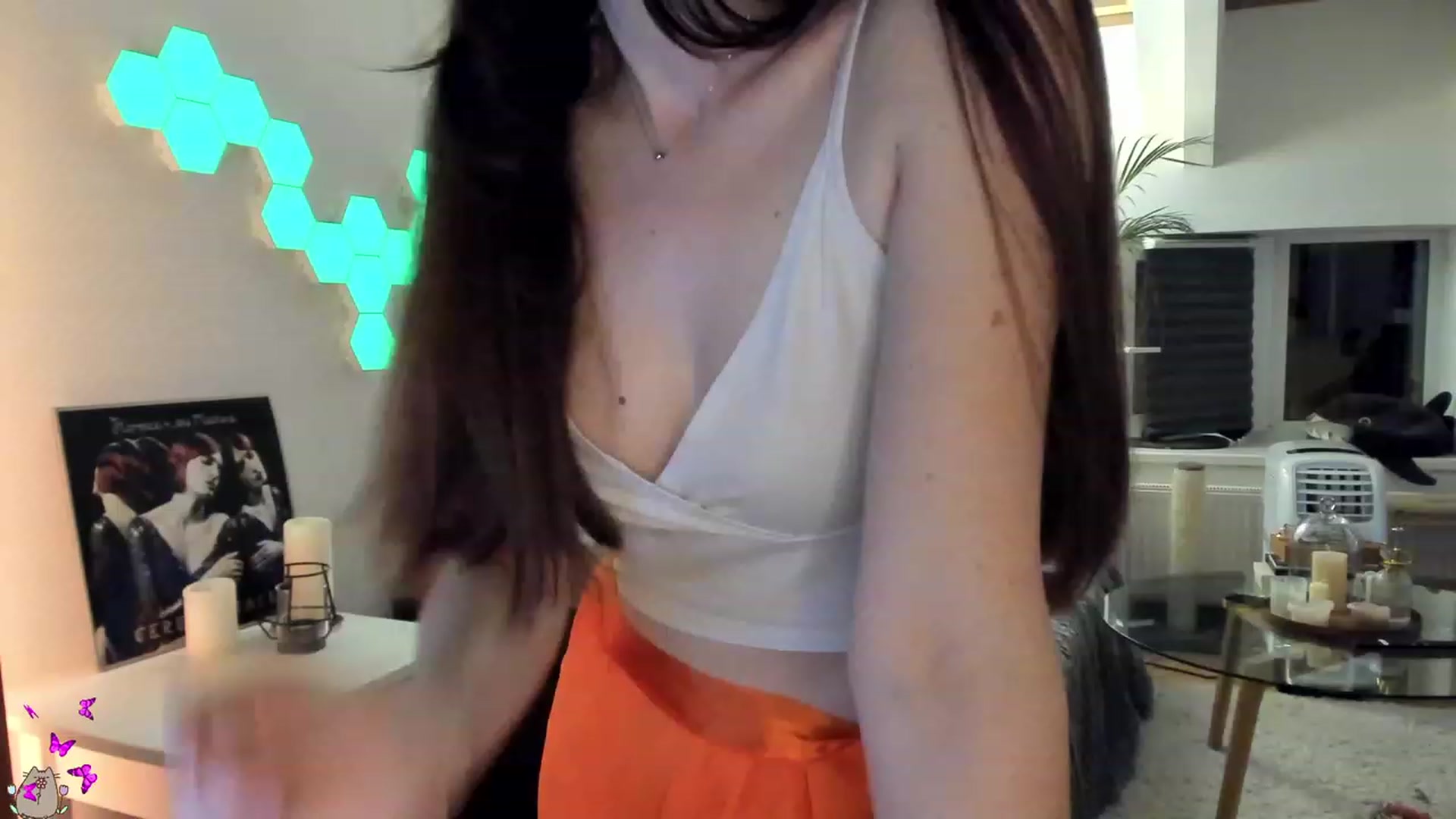 Gallery image thumbnail from Mads___'s myfreecams stream on, 08/20/2023, 01:24 image 4 of 20