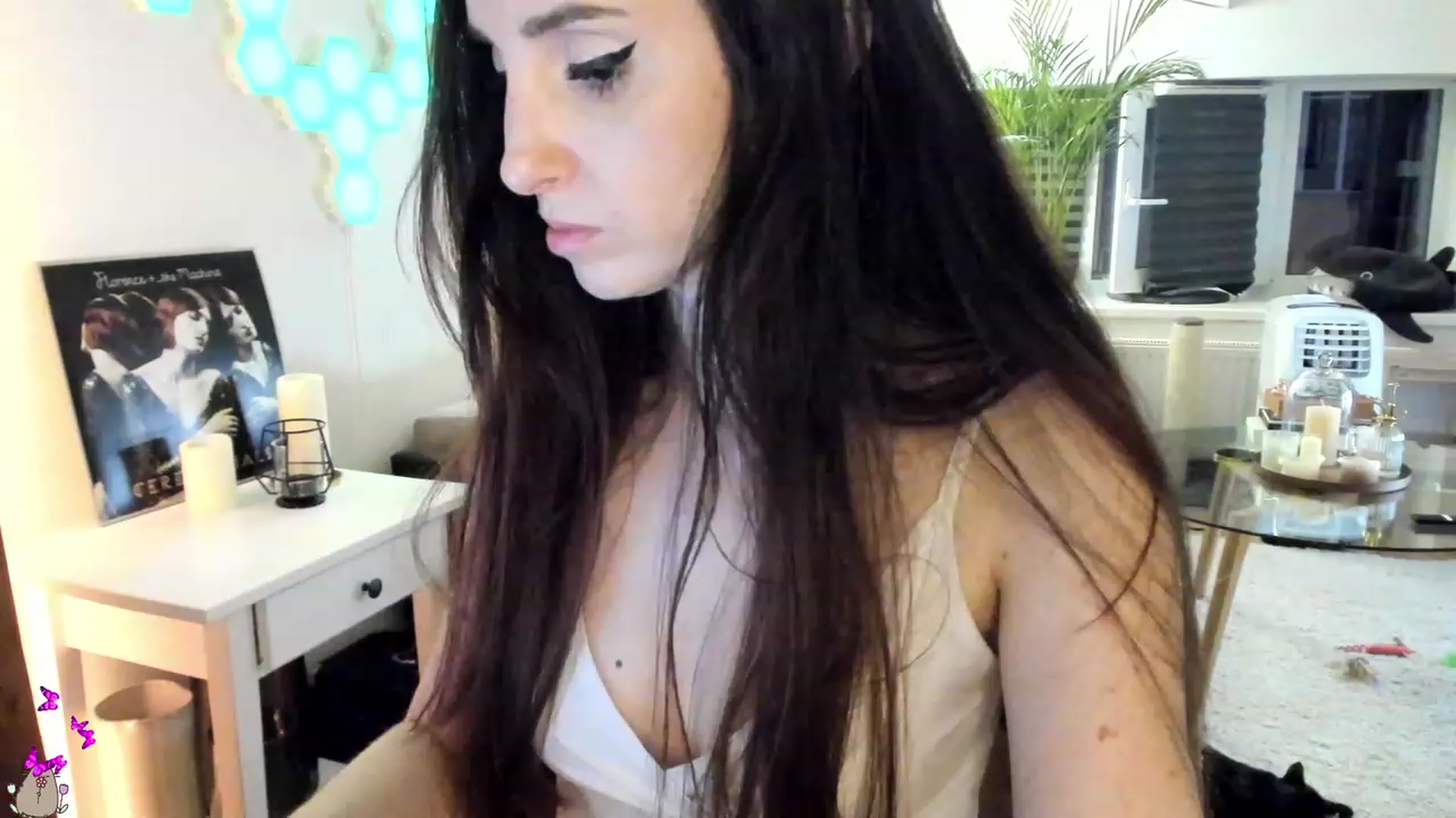 Gallery image thumbnail from Mads___'s myfreecams stream on, 08/20/2023, 03:36 image 19 of 20