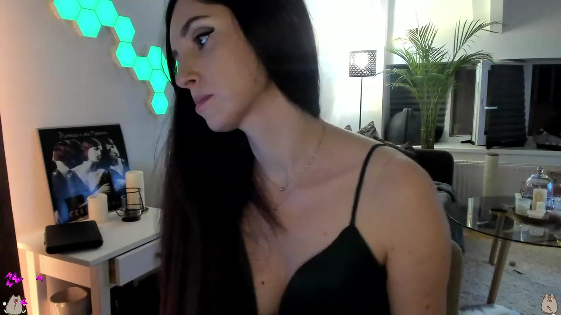 Gallery image thumbnail from Mads___'s myfreecams stream on, 08/23/2023, 02:32 image 7 of 20