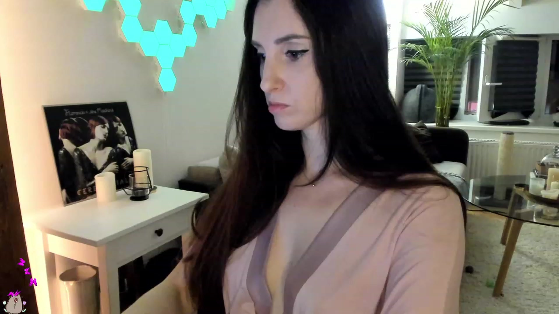 Gallery image thumbnail from Mads___'s myfreecams stream on, 08/23/2023, 21:16 image 10 of 20