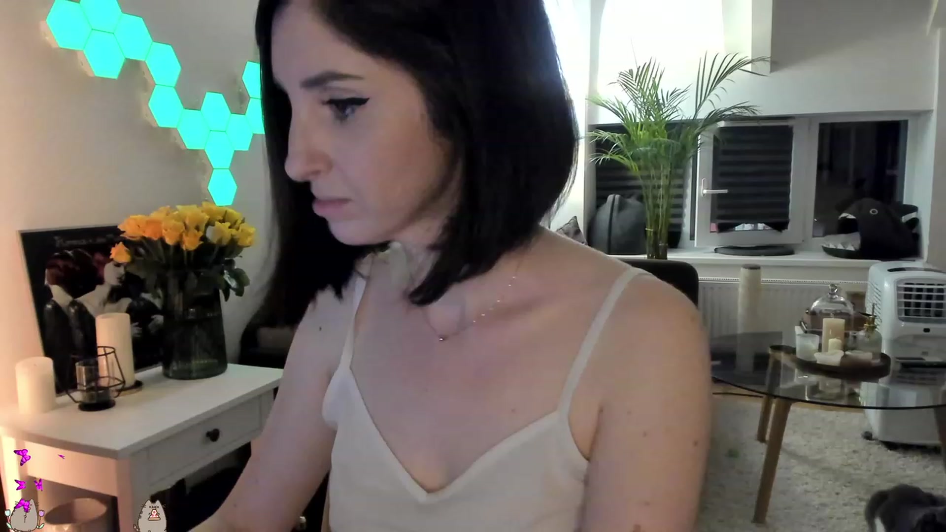 Gallery image thumbnail from Mads___'s myfreecams stream on, 08/25/2023, 20:35 image 3 of 20