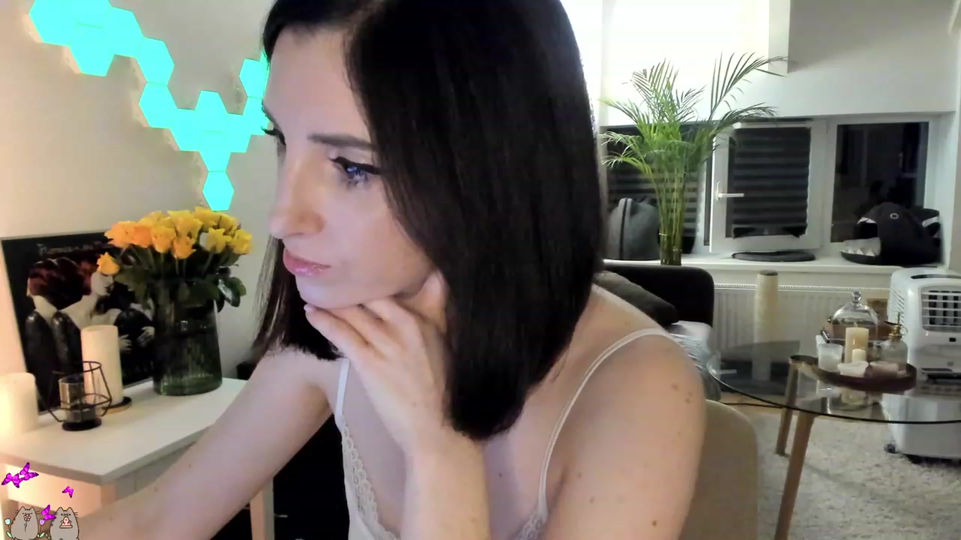 Gallery image thumbnail from Mads___'s myfreecams stream on, 08/25/2023, 22:50 image 6 of 20