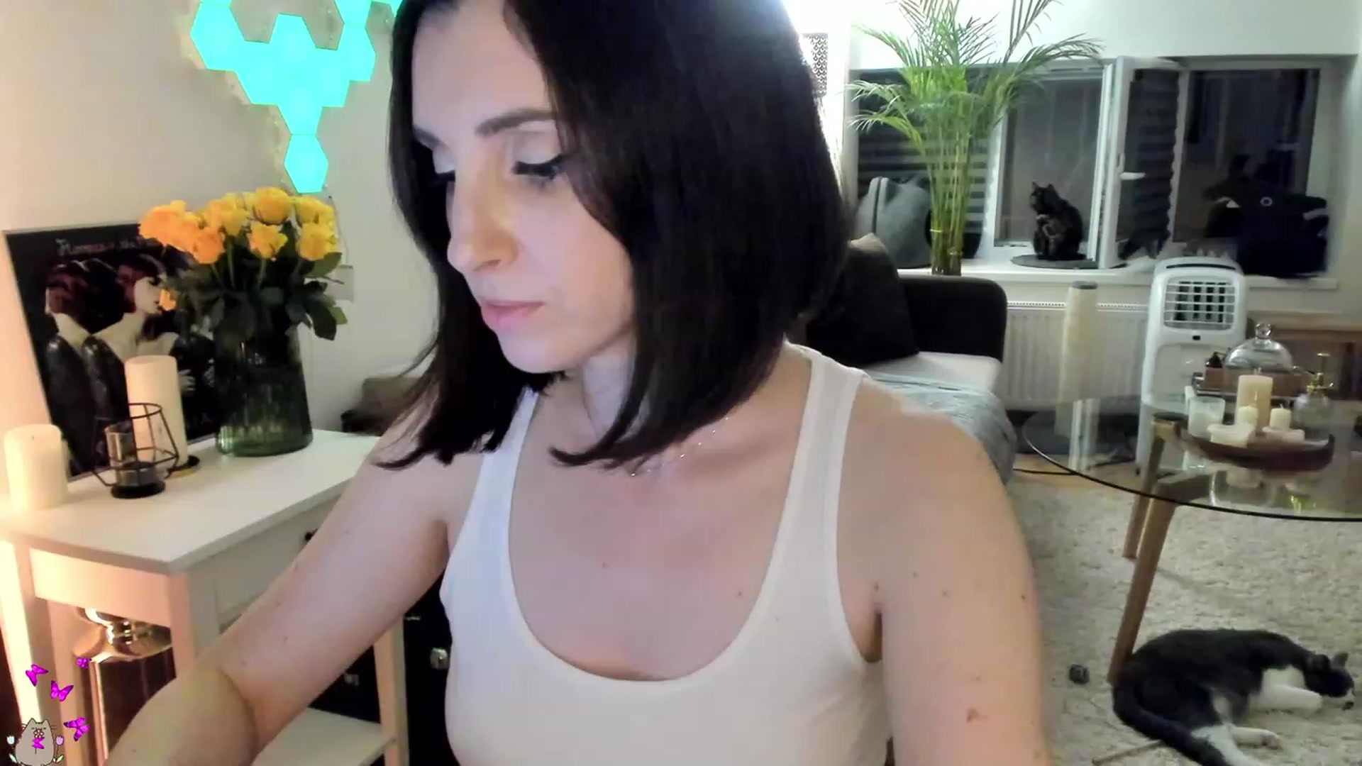 Gallery image thumbnail from Mads___'s myfreecams stream on, 08/27/2023, 01:26 image 18 of 20