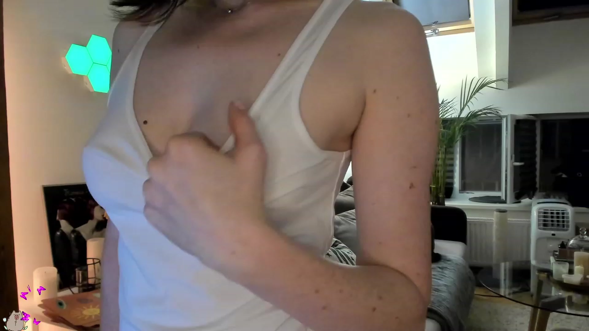 Gallery image thumbnail from Mads___'s myfreecams stream on, 08/27/2023, 03:56 image 10 of 20