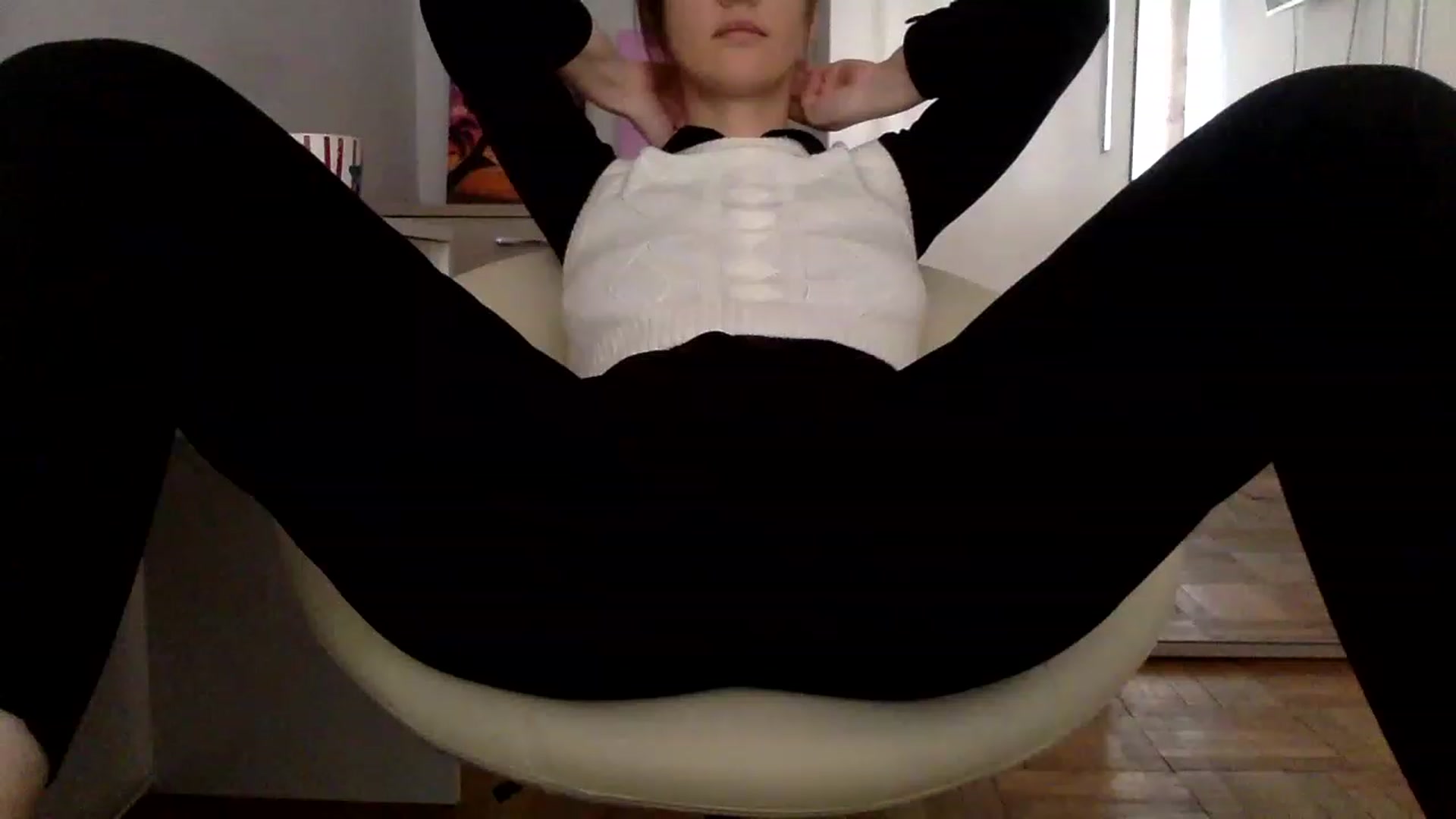 Gallery image thumbnail from Mady2023's myfreecams stream on, 04/16/2023, 12:21 image 14 of 20