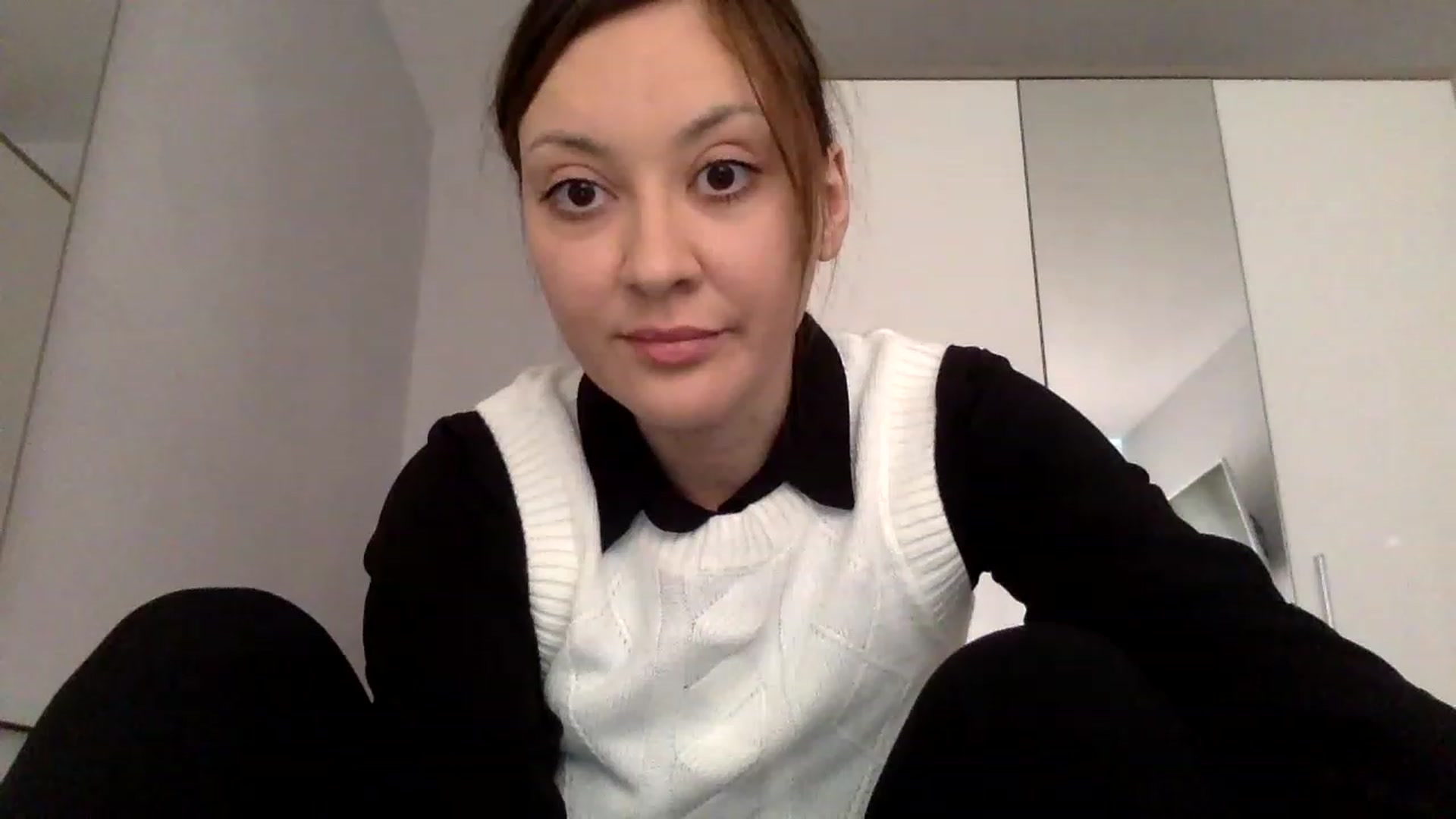 Gallery image thumbnail from Mady2023's myfreecams stream on, 04/16/2023, 12:21 image 19 of 20