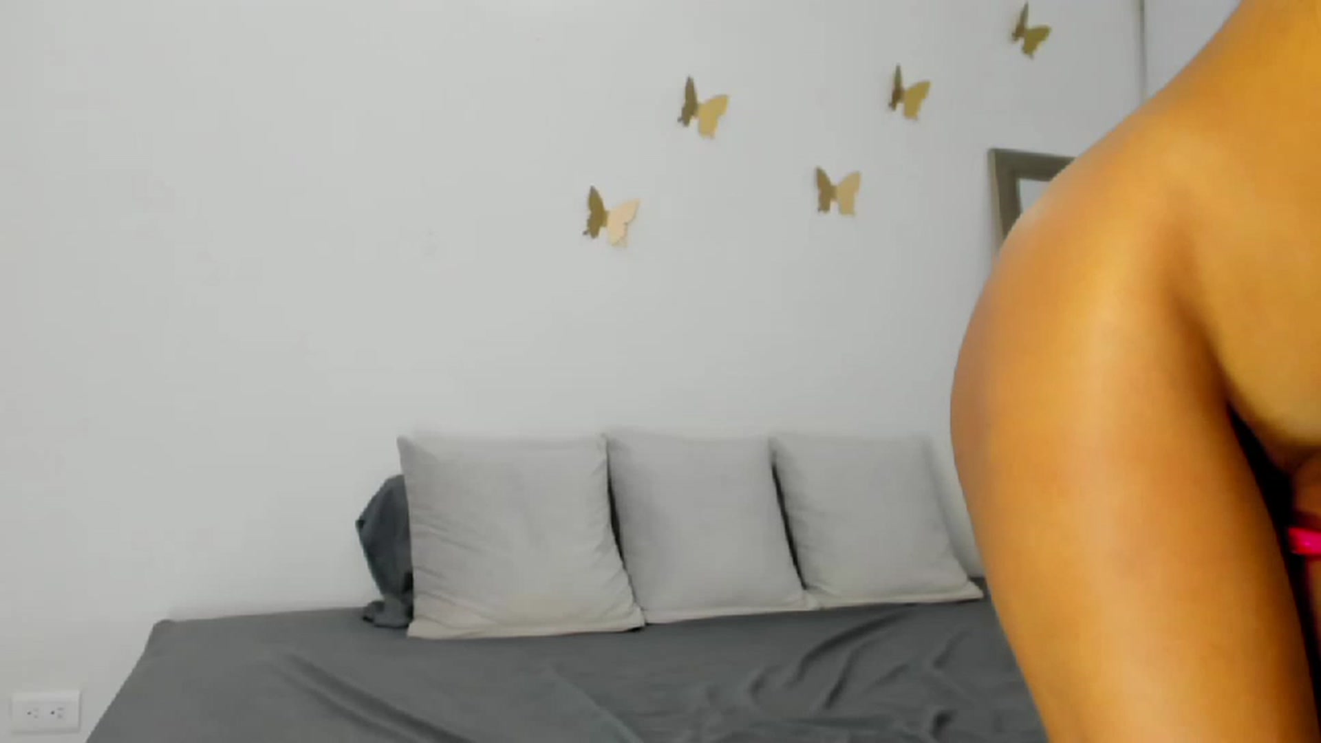 Gallery image thumbnail from MadyJohnson's myfreecams stream on, 12/25/2022, 03:12 image 4 of 20