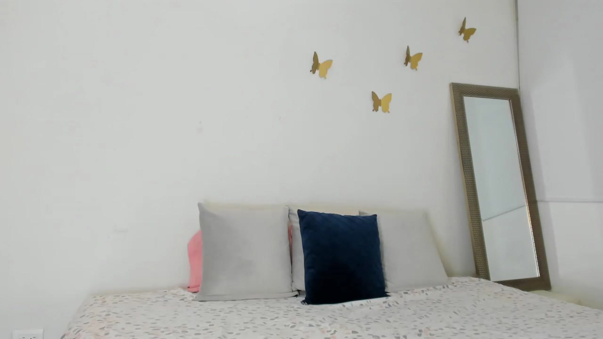 Gallery image thumbnail from MadyJohnson's myfreecams stream on, 05/03/2023, 07:03 image 1 of 20