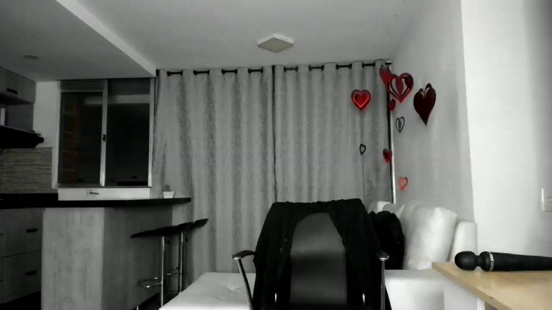 Gallery image thumbnail from MadyJohnson's myfreecams stream on, 12/31/2024, 07:46 image 6 of 20